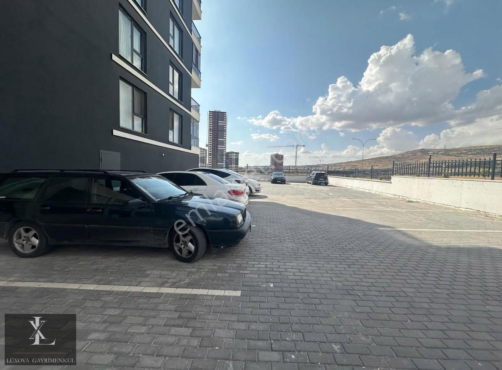 Ovacık Bulvar Yakını Giyinme Odalı & Ebeveyn Banyolu 4+1 Satılık - Görsel 14