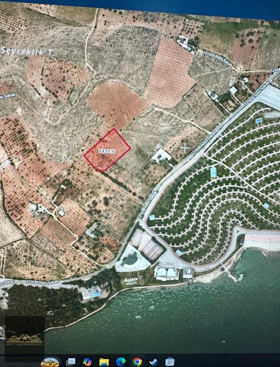 Sarısalkım'da Göletin Yanında 1 Dönüm A2 Villa Arsası