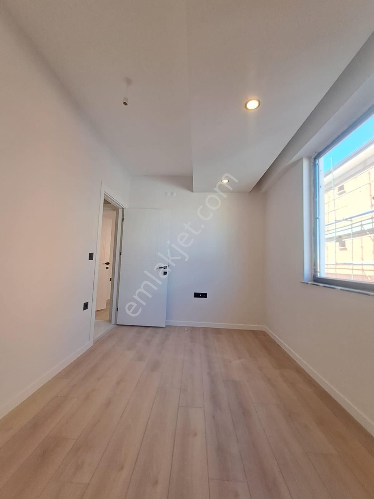 2+1 100 M2 3 Katlı Binanın 2 Katında (d200) - Görsel 5