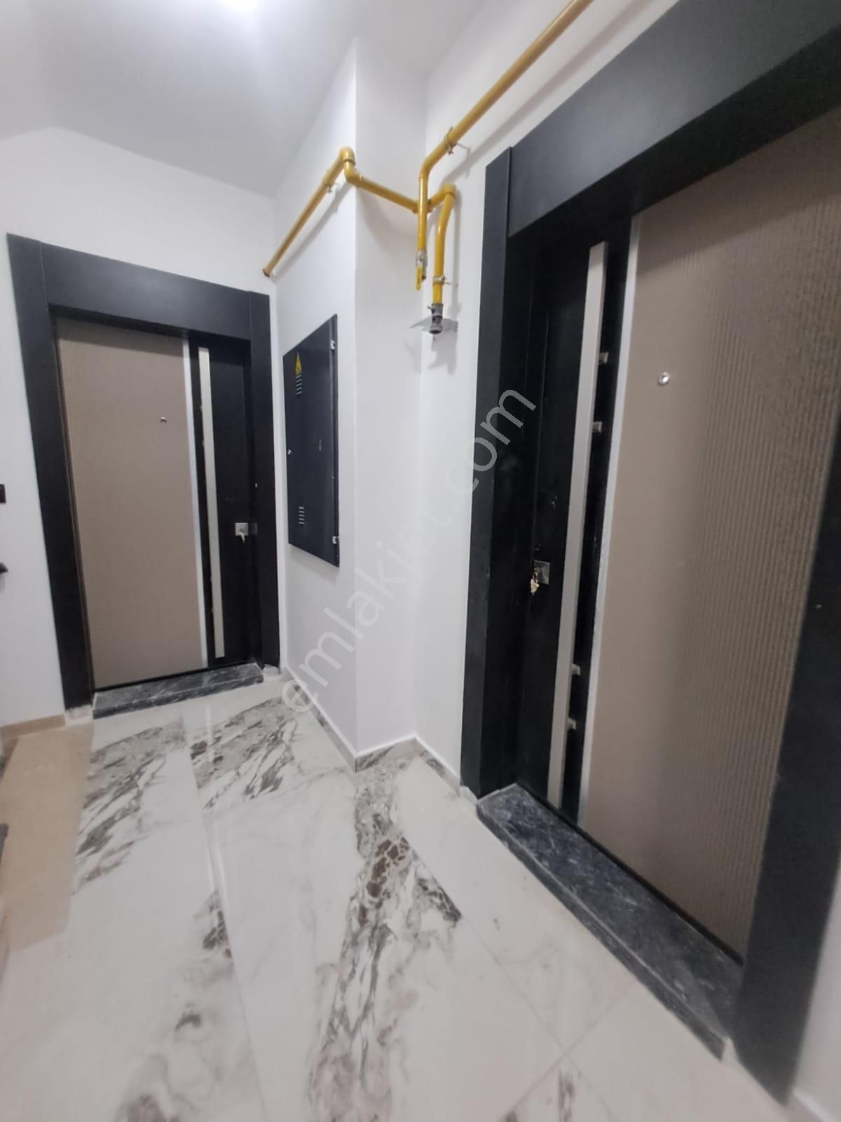 2+1 100 M2 3 Katlı Binanın 2 Katında (d200) - Görsel 12