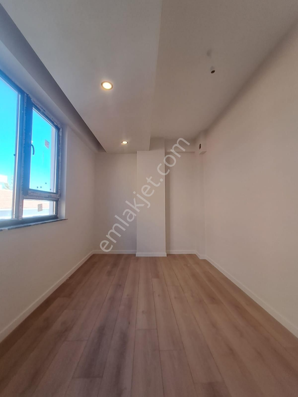 2+1 100 M2 3 Katlı Binanın 2 Katında (d200) - Görsel 4