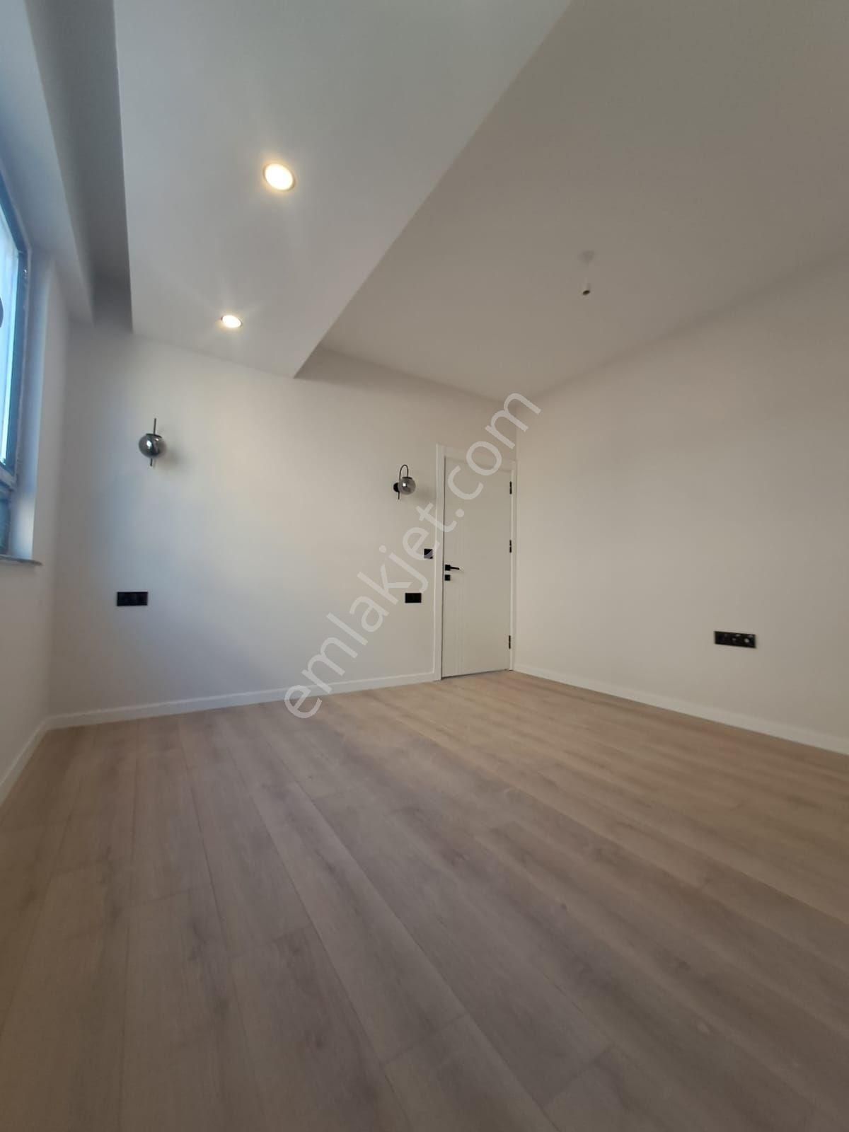 2+1 100 M2 3 Katlı Binanın 2 Katında (d200) - Görsel 13