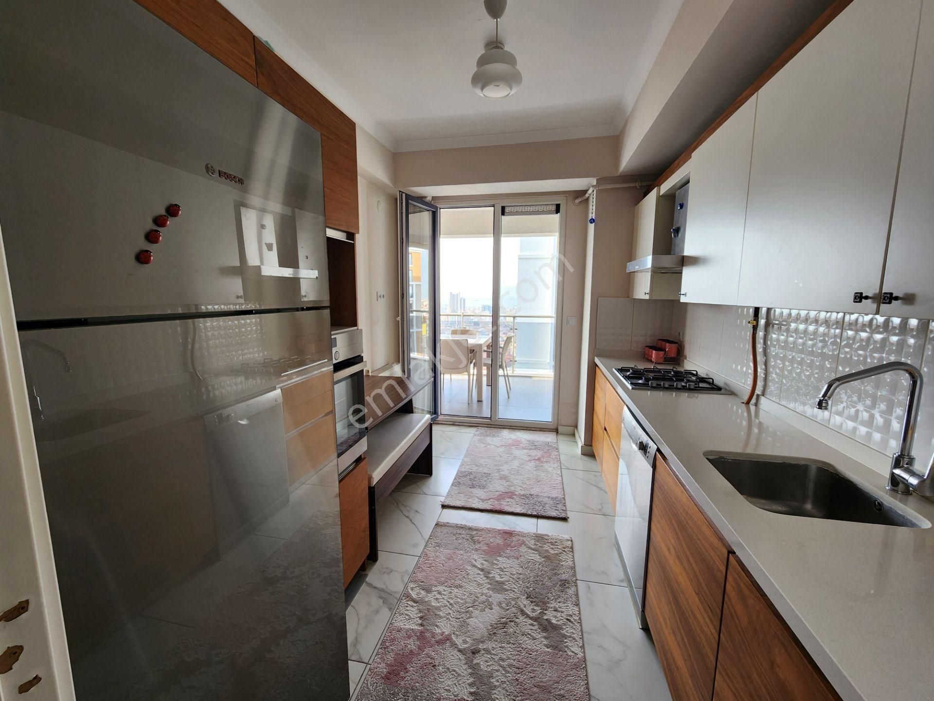 Kartal Yakacık Demirli Twinstar 30 M2 Balkonundan Kısmi Deniz Manzaralı Eşyalı Kiralık 2+1 Daire - Görsel 11