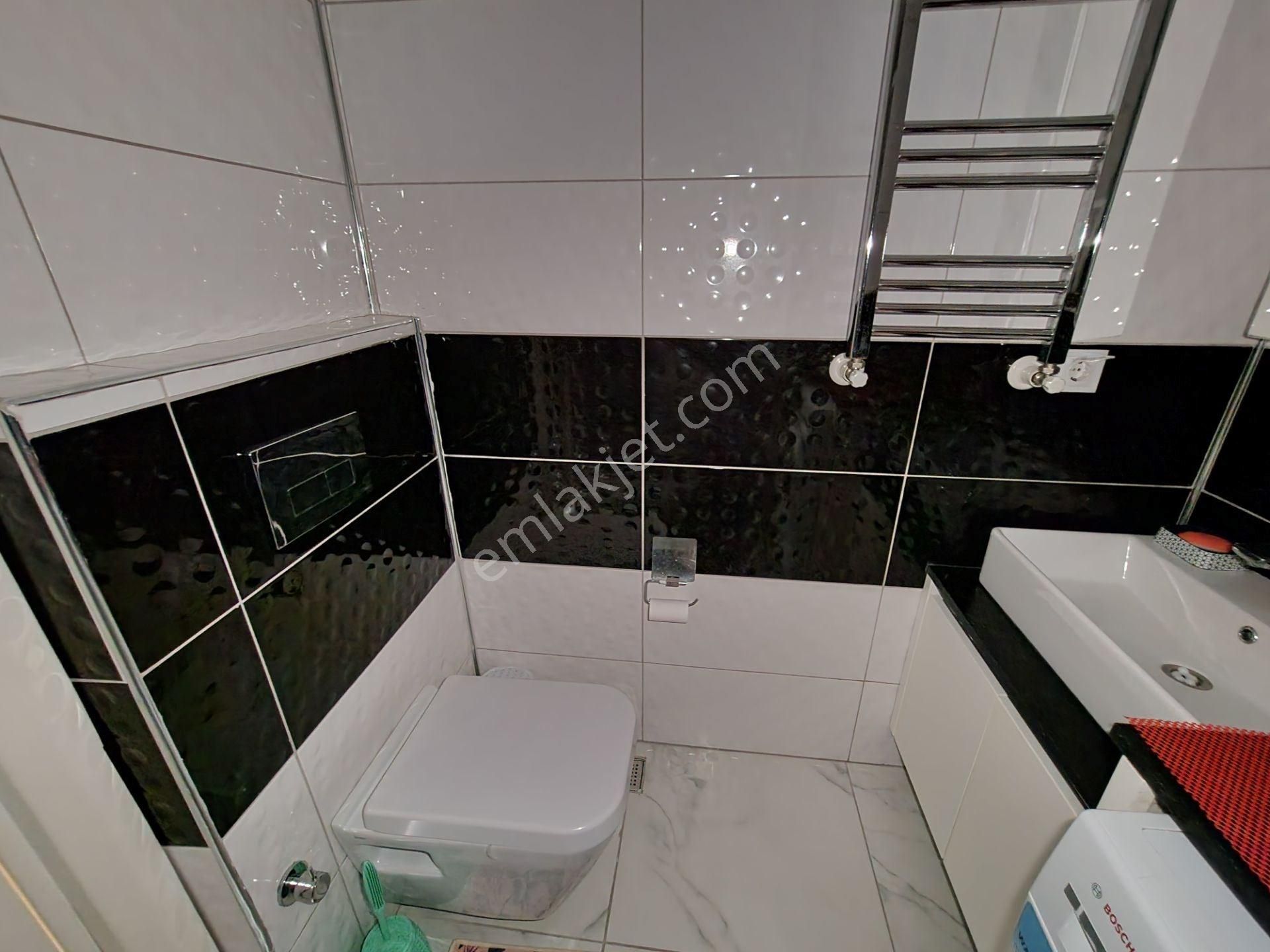 Kartal Yakacık Demirli Twinstar 30 M2 Balkonundan Kısmi Deniz Manzaralı Eşyalı Kiralık 2+1 Daire - Görsel 15