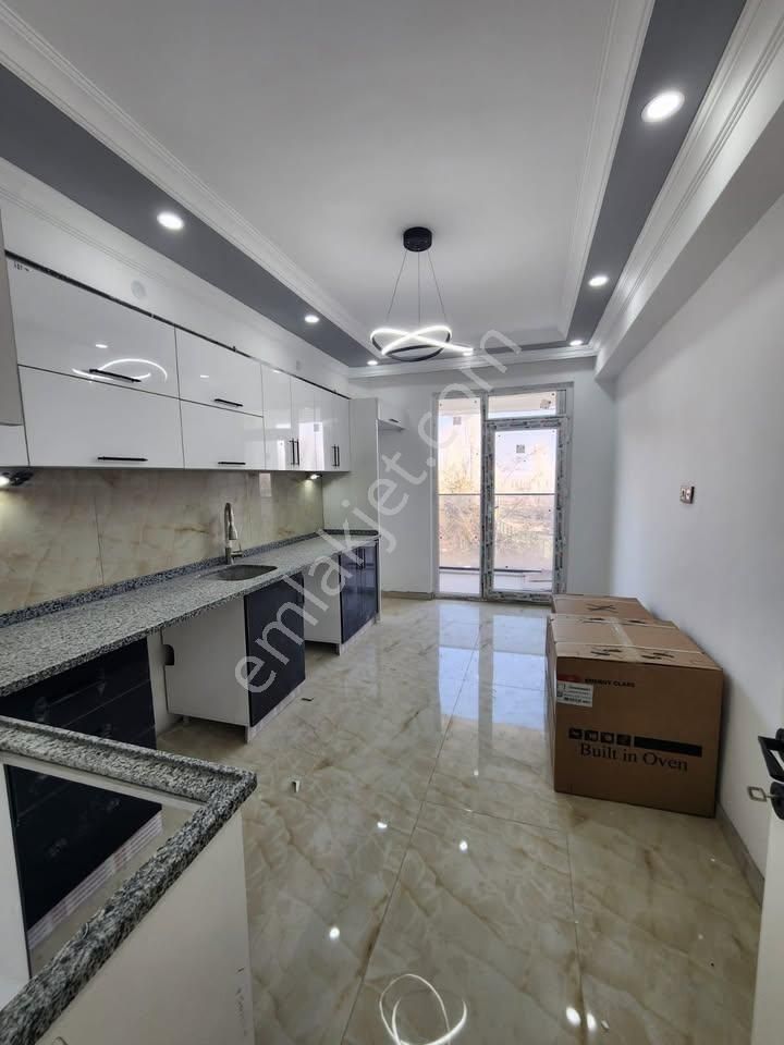 Cadde Üzeri Satılık Daire 3+1 | 135 M² | 3. Kat | (d206) - Görsel 3