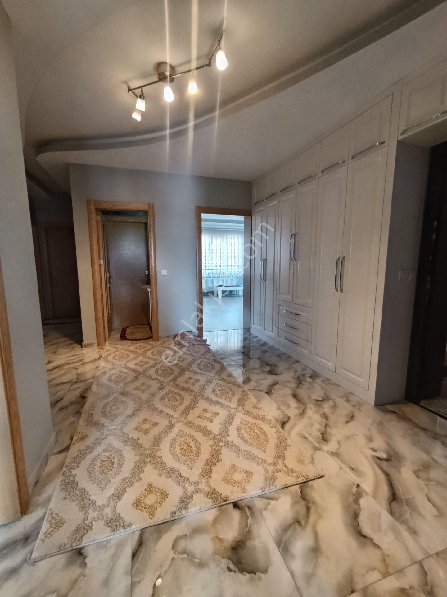 Buhara Mah.yeni Stadyuma Yürüme Mesafesinde 815 M² Arsa İçerisinde Komple Satılık Müstakil Bina - Görsel 17