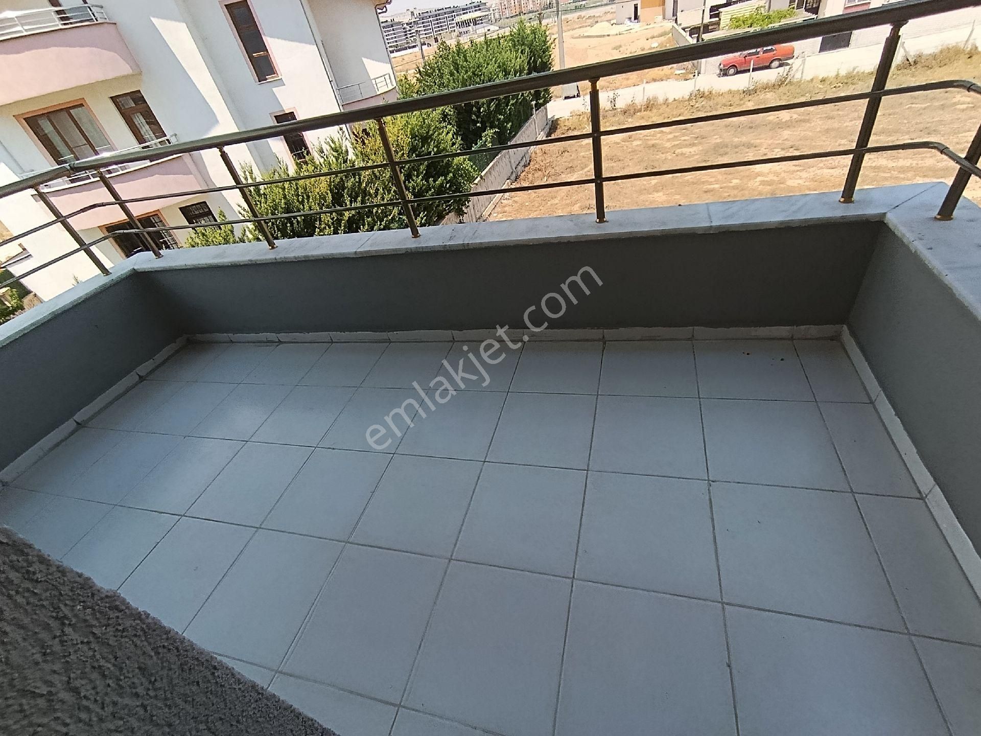 Buhara Mah.yeni Stadyuma Yürüme Mesafesinde 815 M² Arsa İçerisinde Komple Satılık Müstakil Bina - Görsel 27