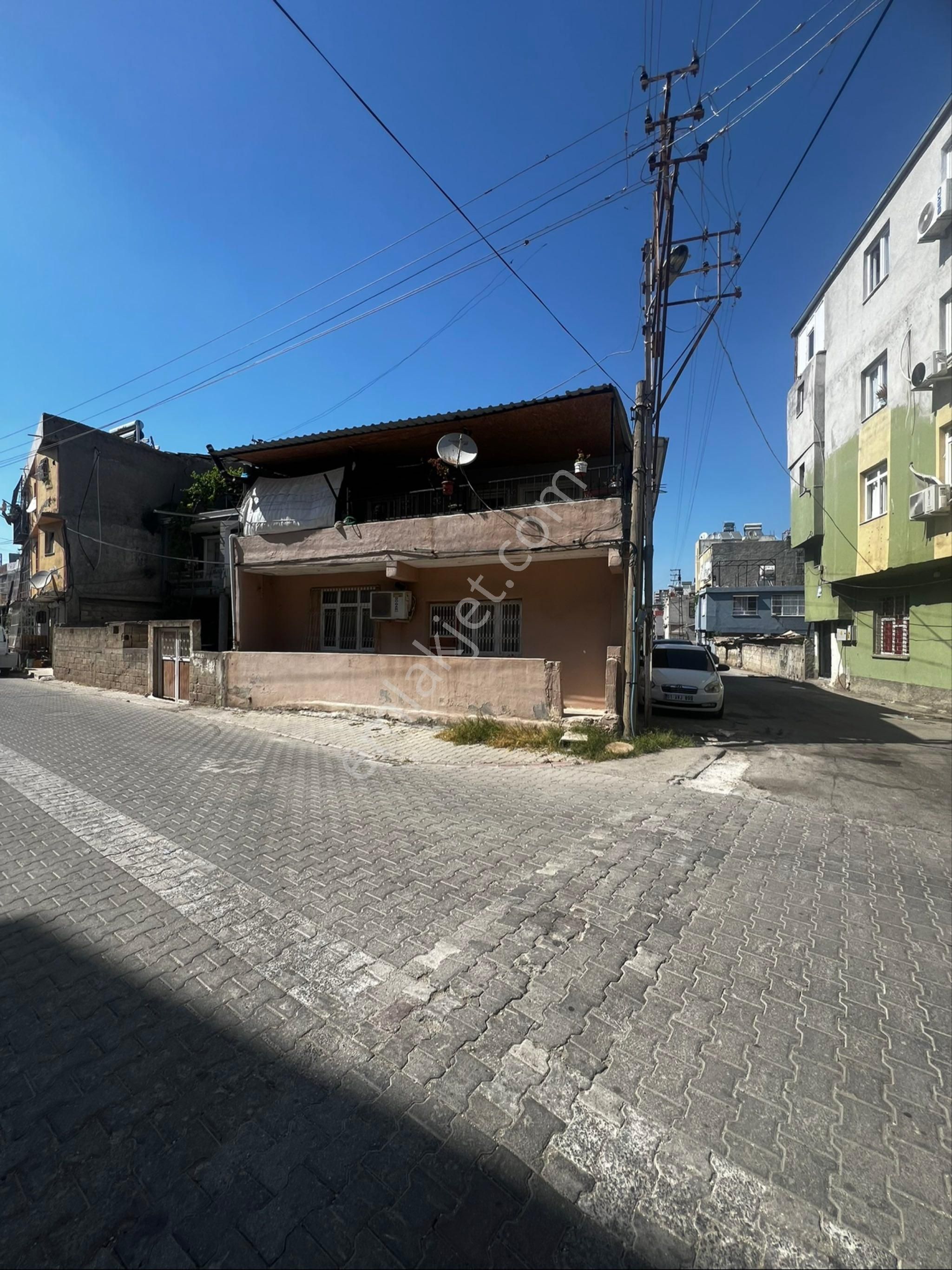 Aydınlar Mh.de 2 Katlı Satılık Müstakil Ev - Görsel 2