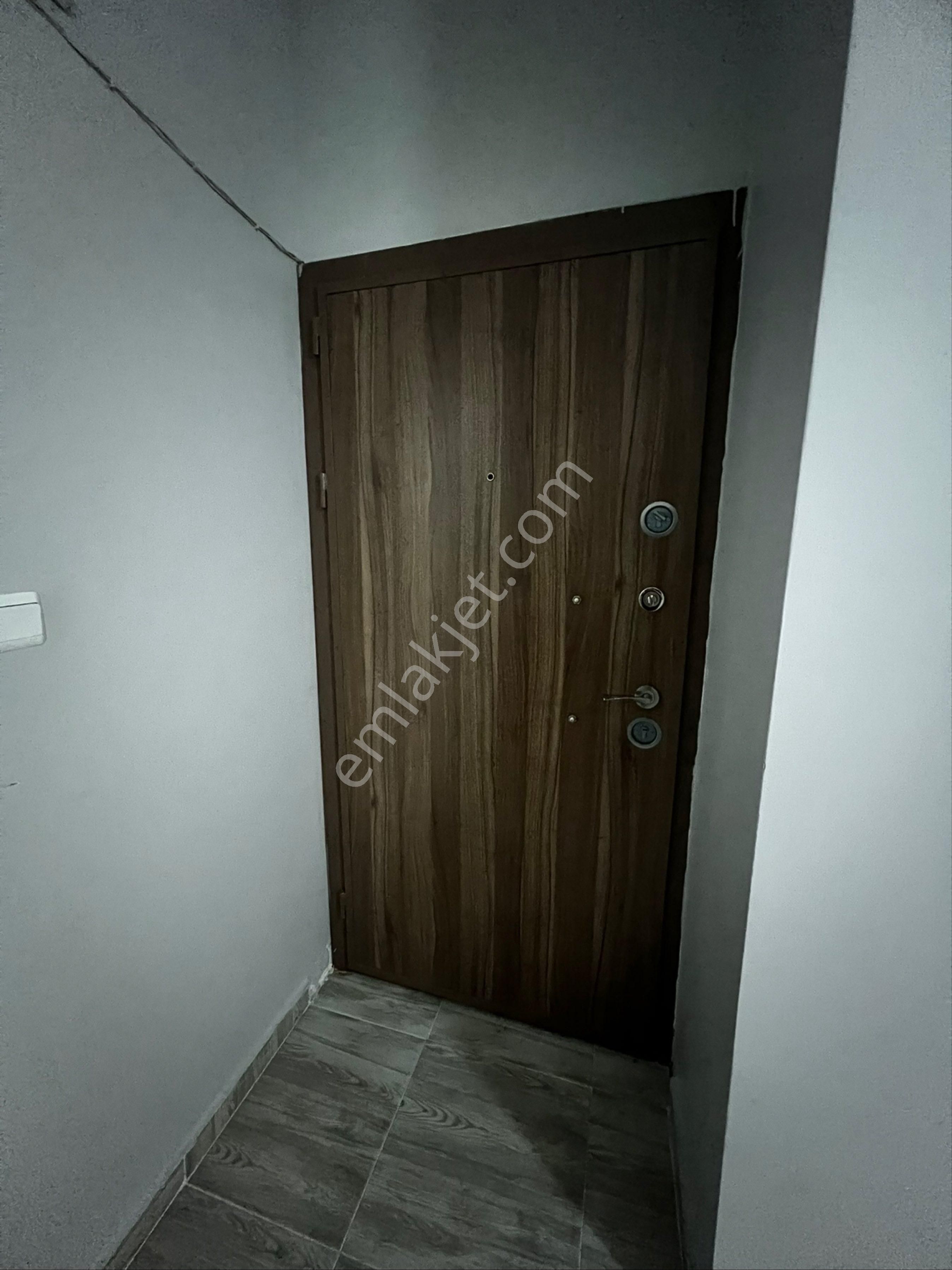 Aydınlar Mh.de 2 Katlı Satılık Müstakil Ev - Görsel 23