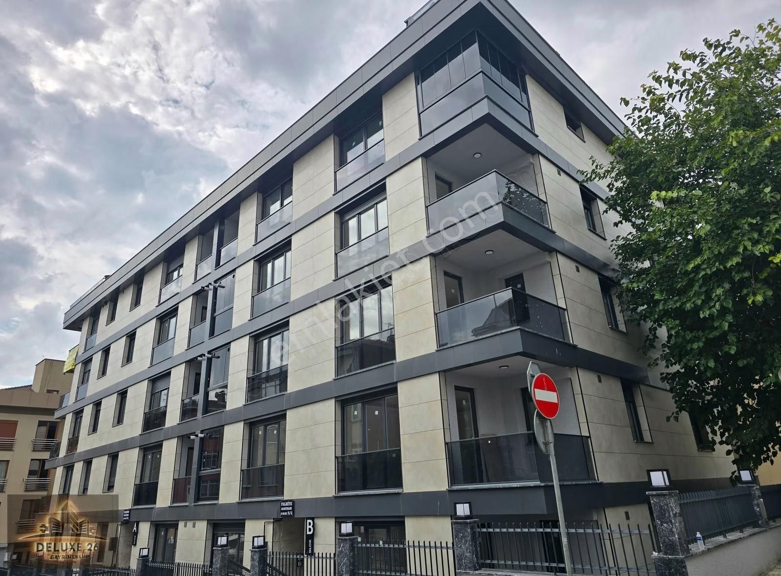 Sıfır Binada Deniz Manzaralı Otoparklı Teraslı 3+2 Dublex Daire