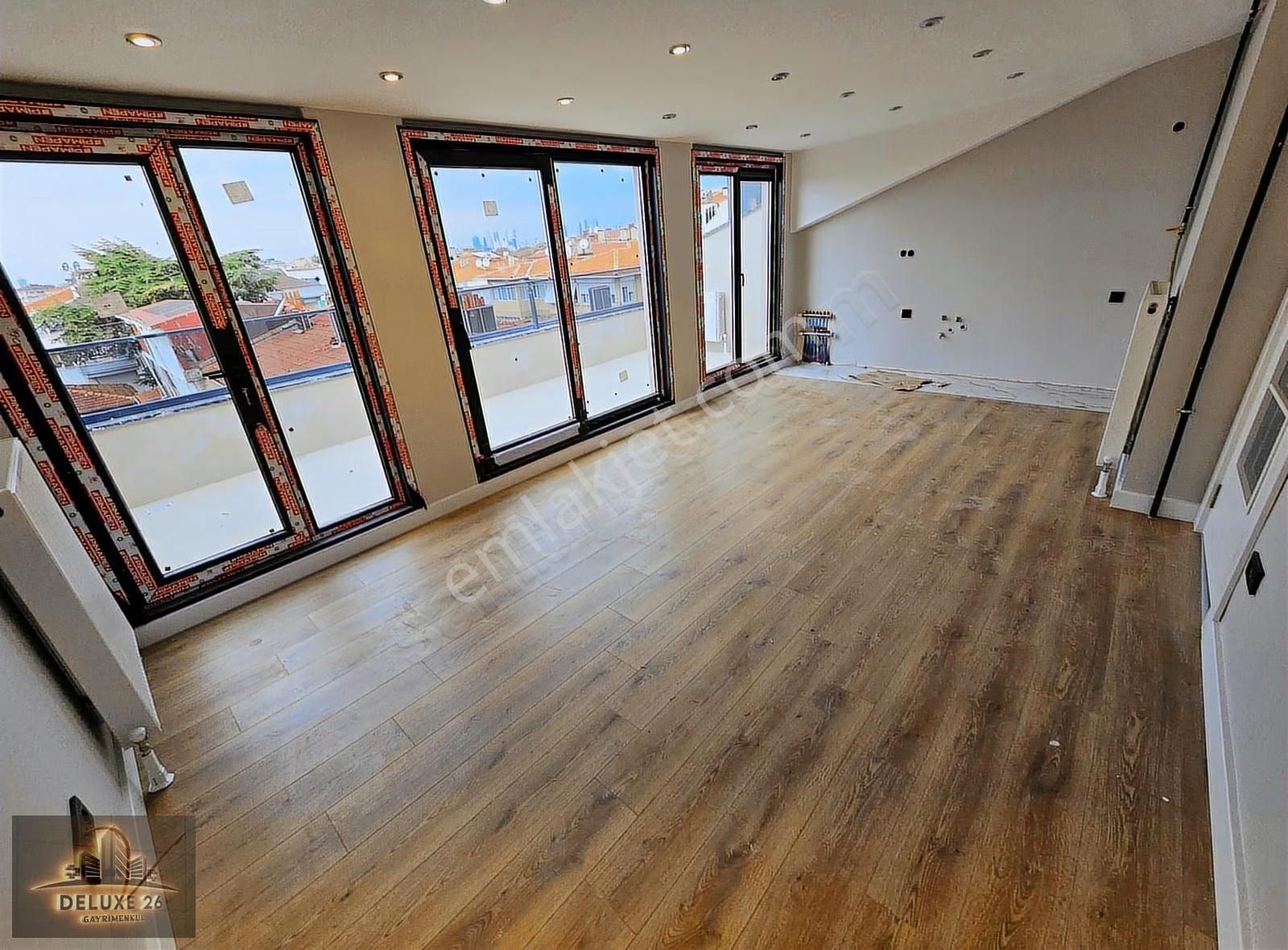 Sıfır Binada Deniz Manzaralı Otoparklı Teraslı 3+2 Dublex Daire - Görsel 18