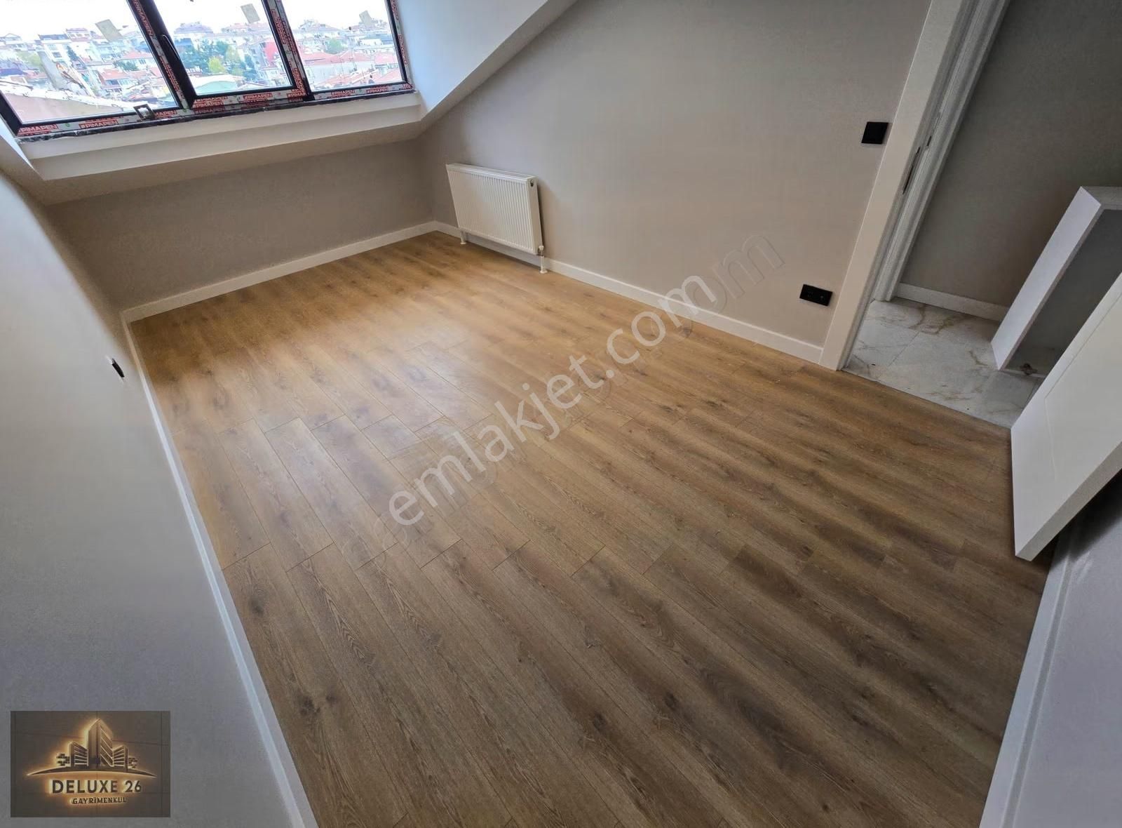 Sıfır Binada Deniz Manzaralı Otoparklı Teraslı 3+2 Dublex Daire - Görsel 35