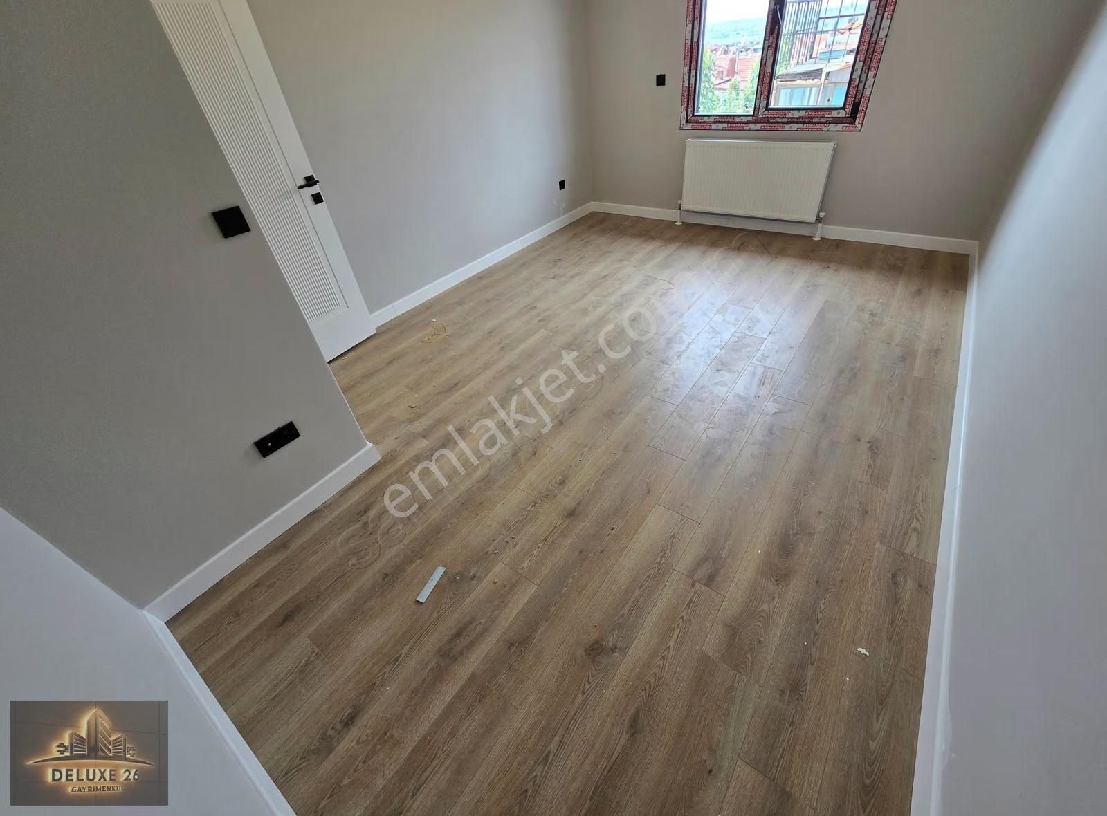 Sıfır Binada Deniz Manzaralı Otoparklı Teraslı 3+2 Dublex Daire - Görsel 22