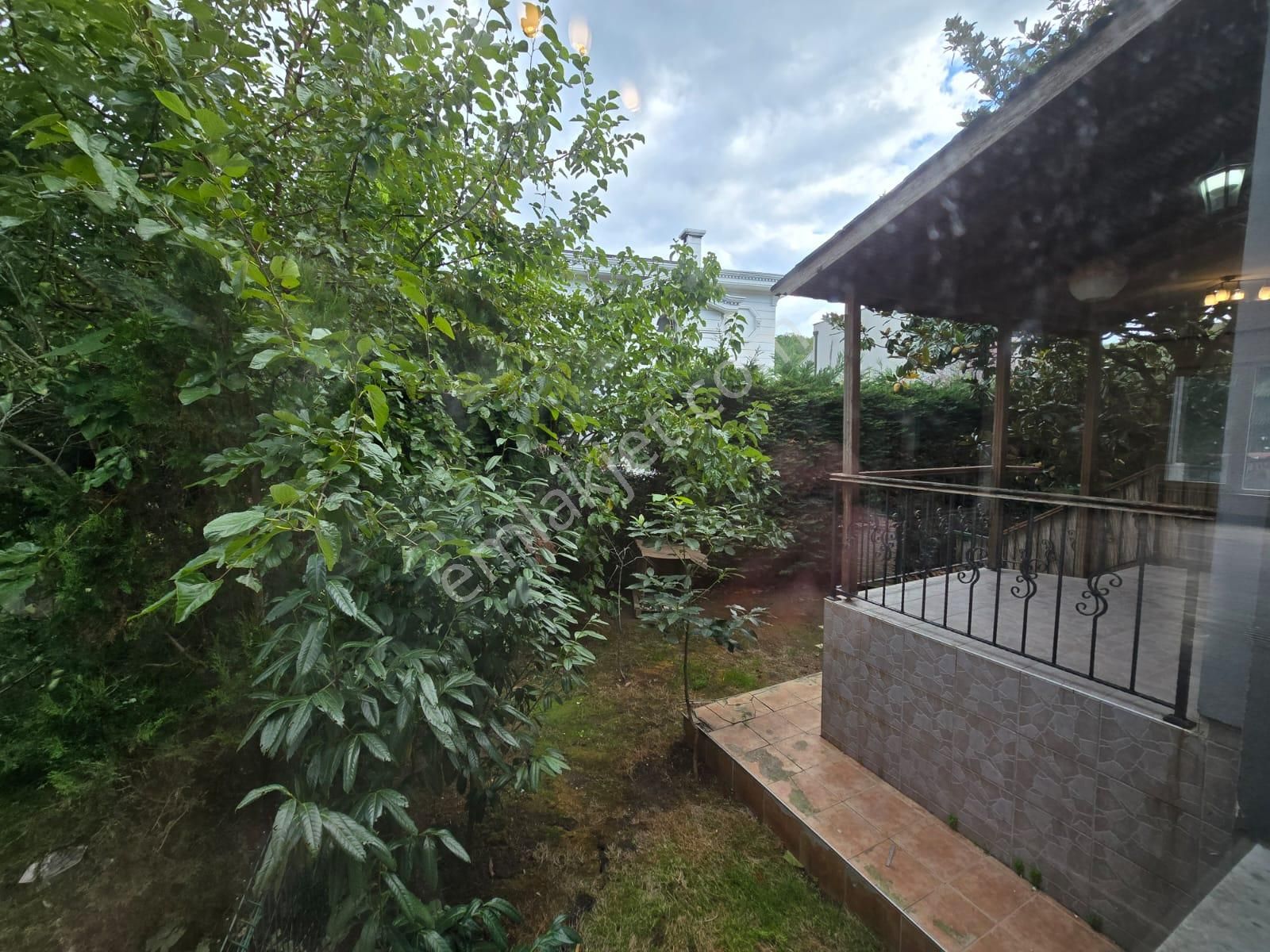 Sarıyer Uskumruköy'de Site İçinde Boş Satılık Villa - Görsel 3