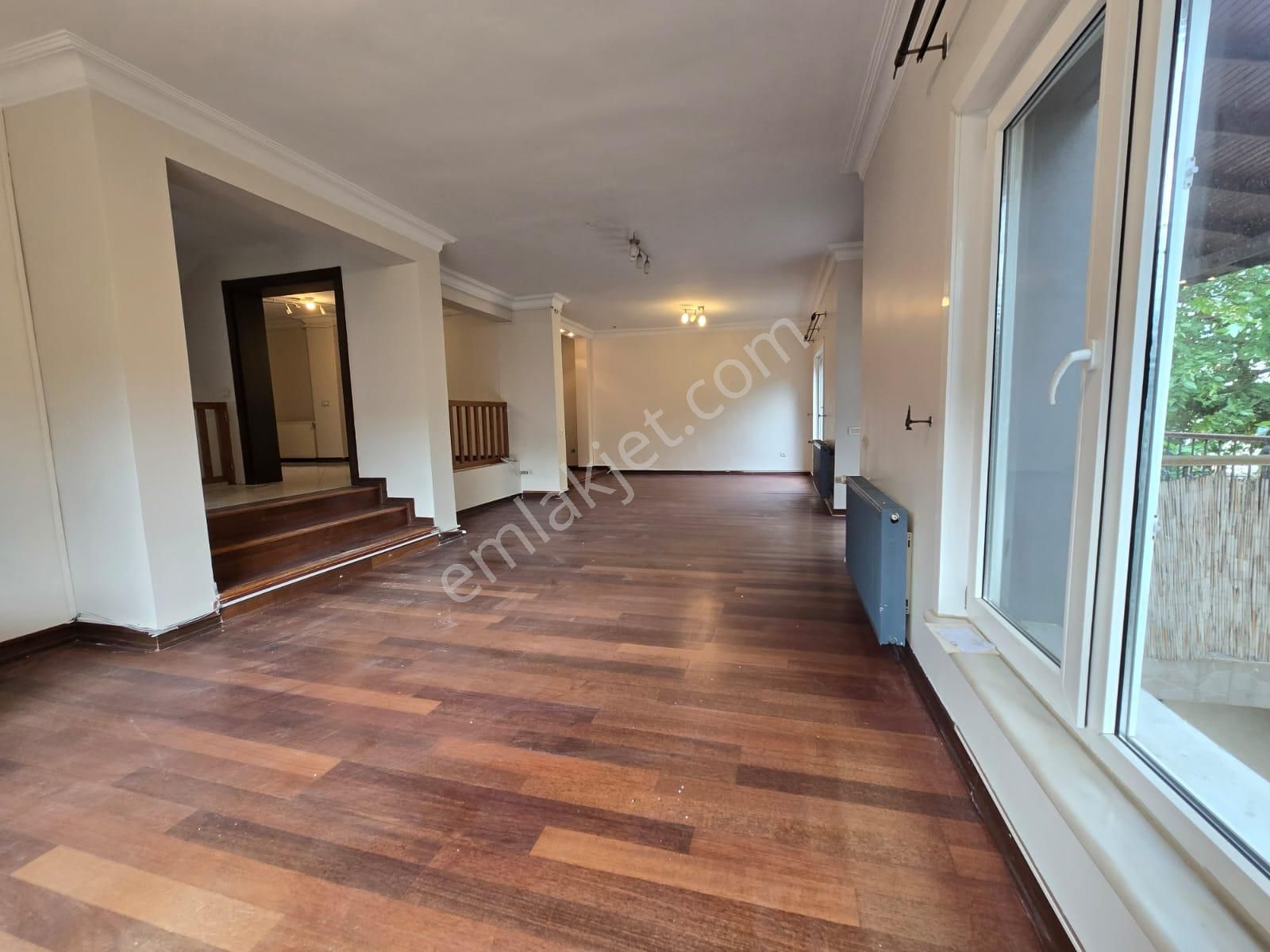 Sarıyer Uskumruköy'de Site İçinde Boş Satılık Villa - Görsel 6