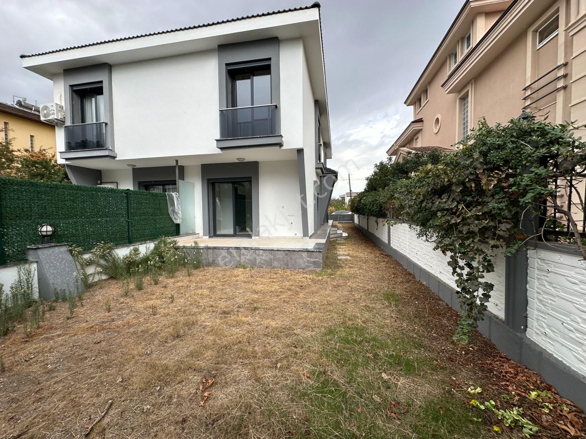 Kaan'dan...yalınlı'da 3+1 170m2 Harika Konum Müstakil Villa... - Görsel 5