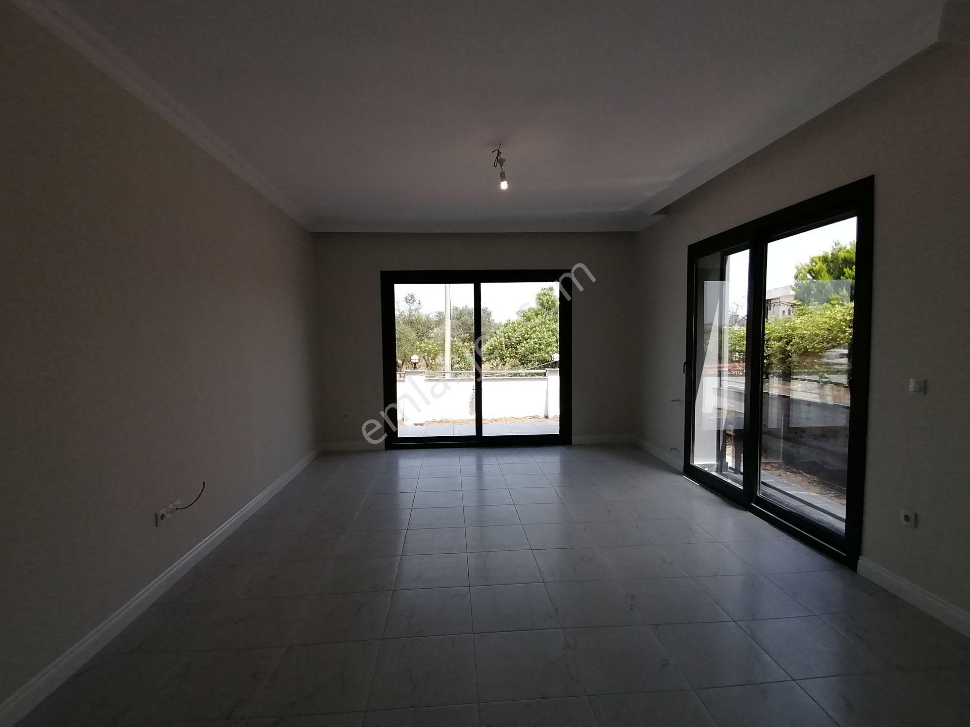 Kaan'dan...yalınlı'da 3+1 170m2 Harika Konum Müstakil Villa... - Görsel 8