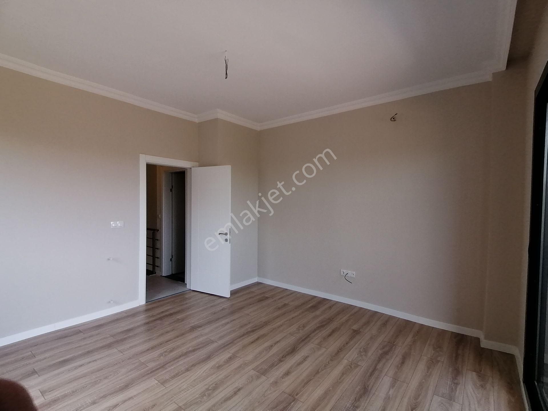 Kaan'dan...yalınlı'da 3+1 170m2 Harika Konum Müstakil Villa... - Görsel 29