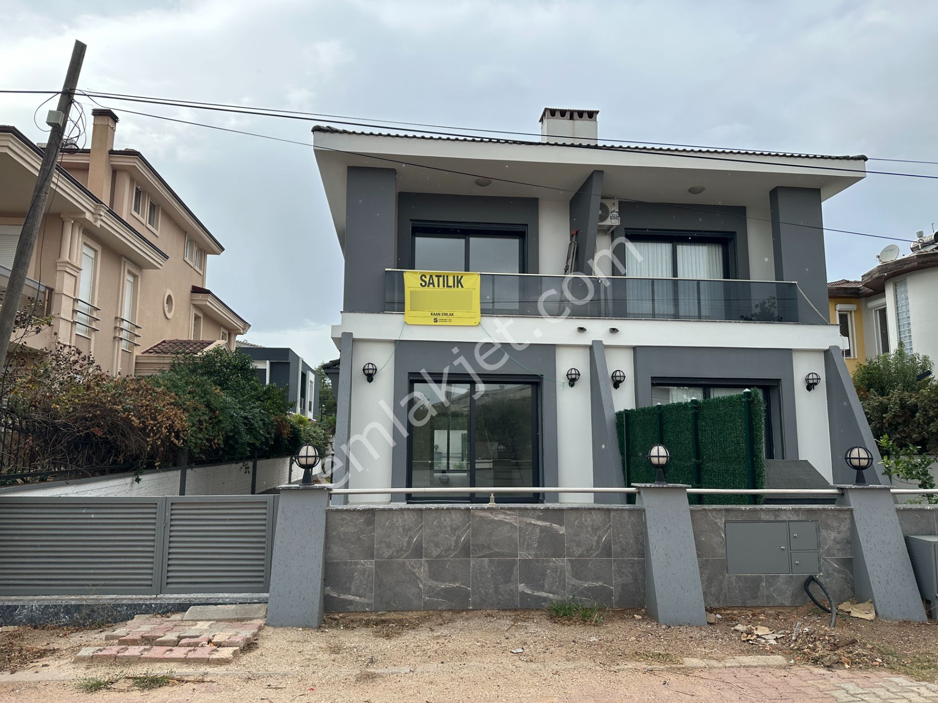 Kaan'dan...yalınlı'da 3+1 170m2 Harika Konum Müstakil Villa... - Görsel 2