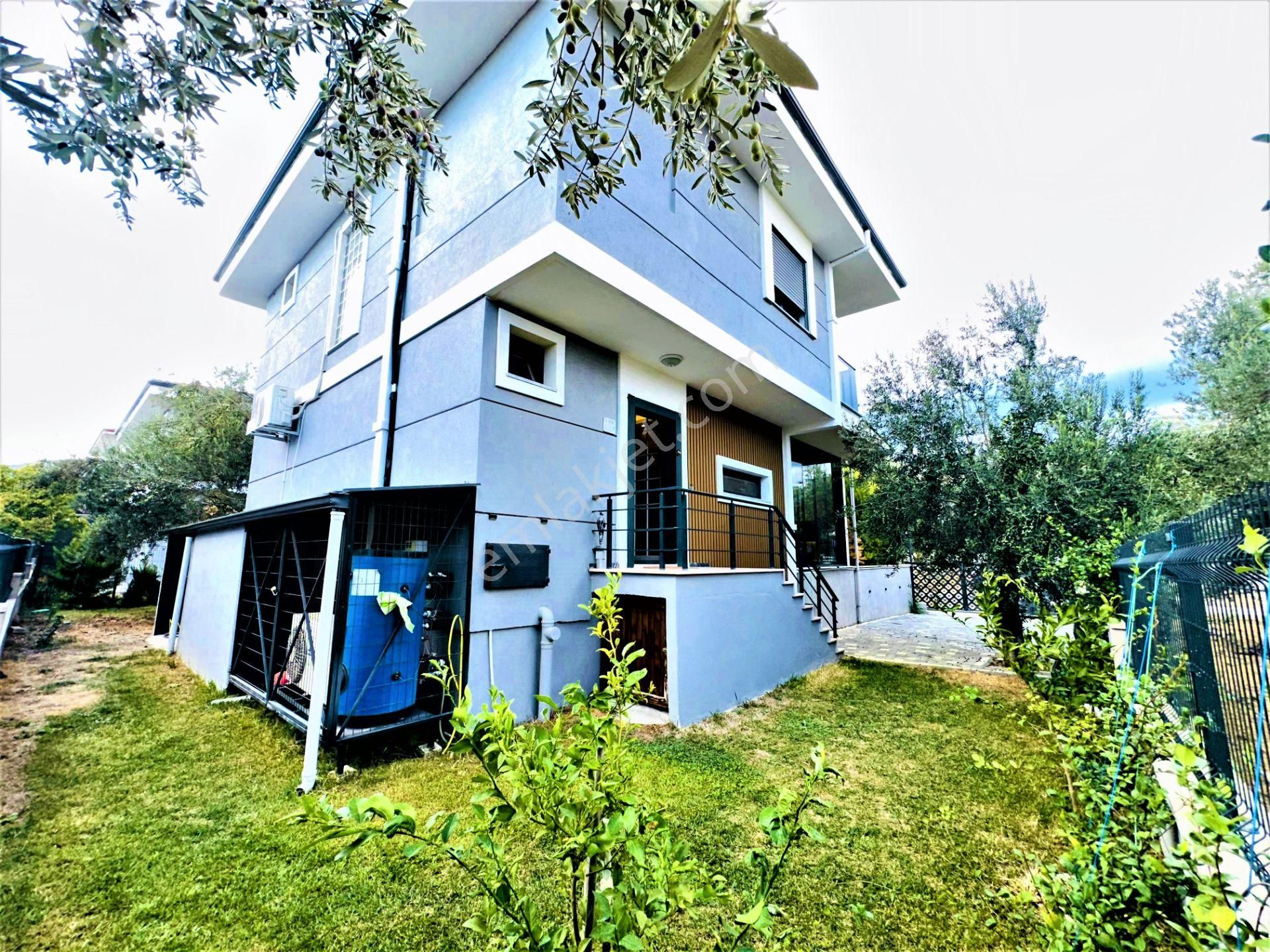 Güre'de 3+1 Havuzlu Full Eşyalı Lüx Satılık Villa - Görsel 3