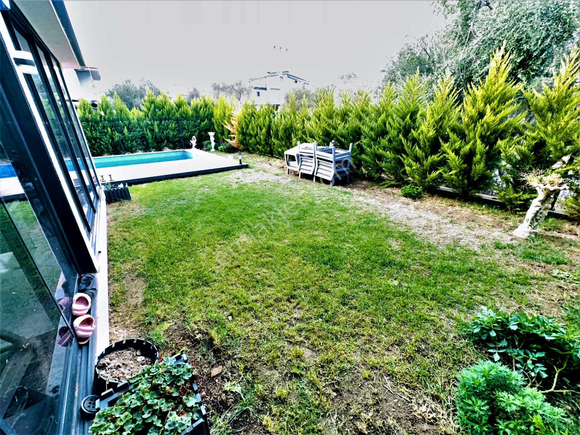 Güre'de 3+1 Havuzlu Full Eşyalı Lüx Satılık Villa - Görsel 33