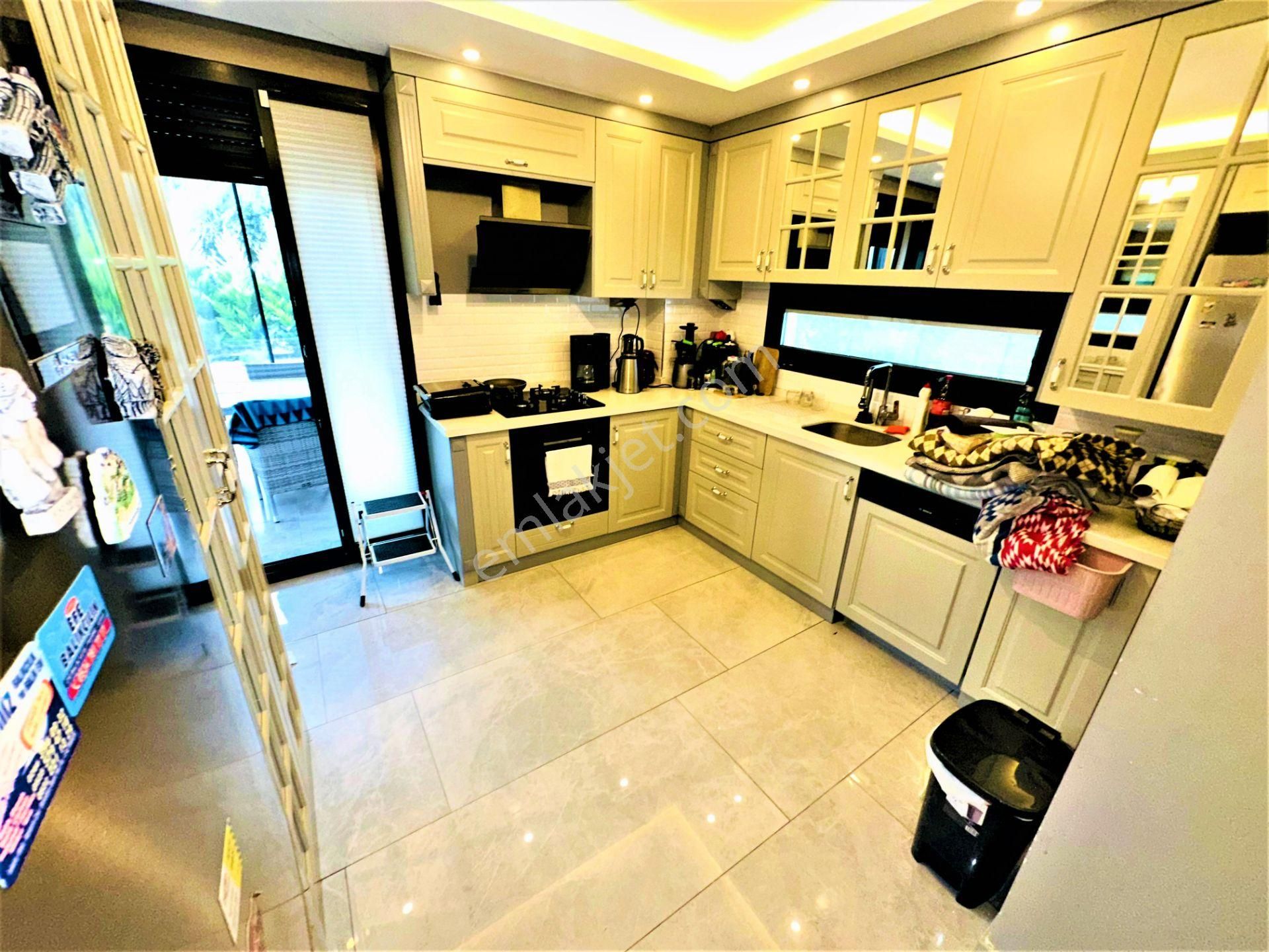 Güre'de 3+1 Havuzlu Full Eşyalı Lüx Satılık Villa - Görsel 17