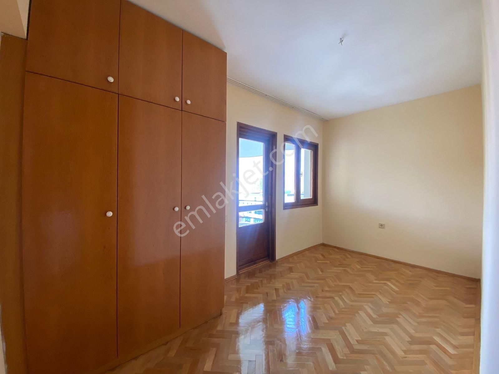 Koru Mah. Şahin Sitesi Mine Blok'ta Temiz Manzaralı 4+1 - Görsel 24