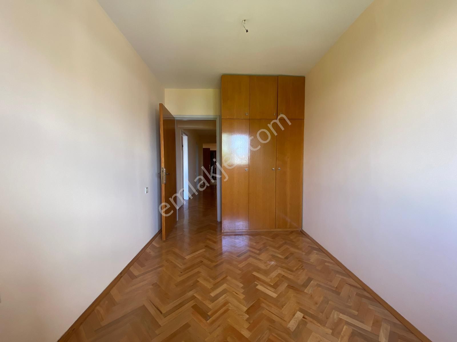 Koru Mah. Şahin Sitesi Mine Blok'ta Temiz Manzaralı 4+1 - Görsel 18