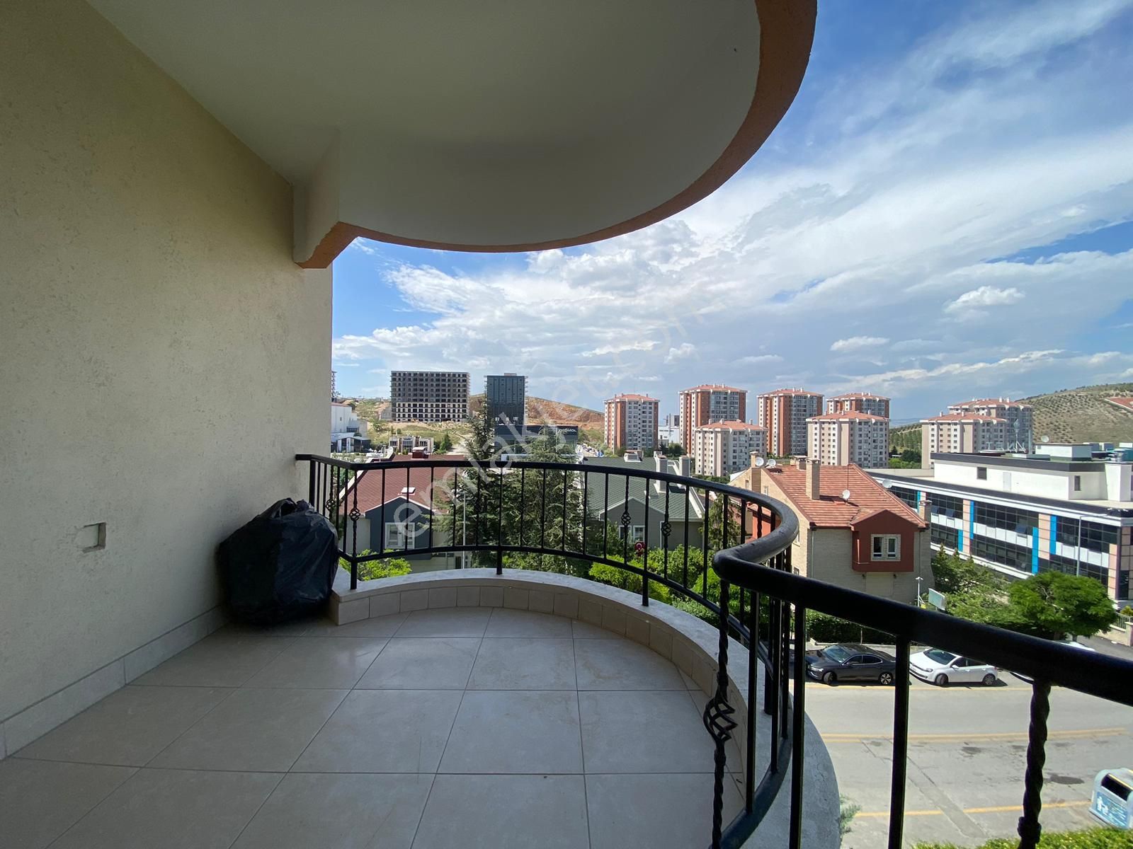 Koru Mah. Şahin Sitesi Mine Blok'ta Temiz Manzaralı 4+1 - Görsel 17