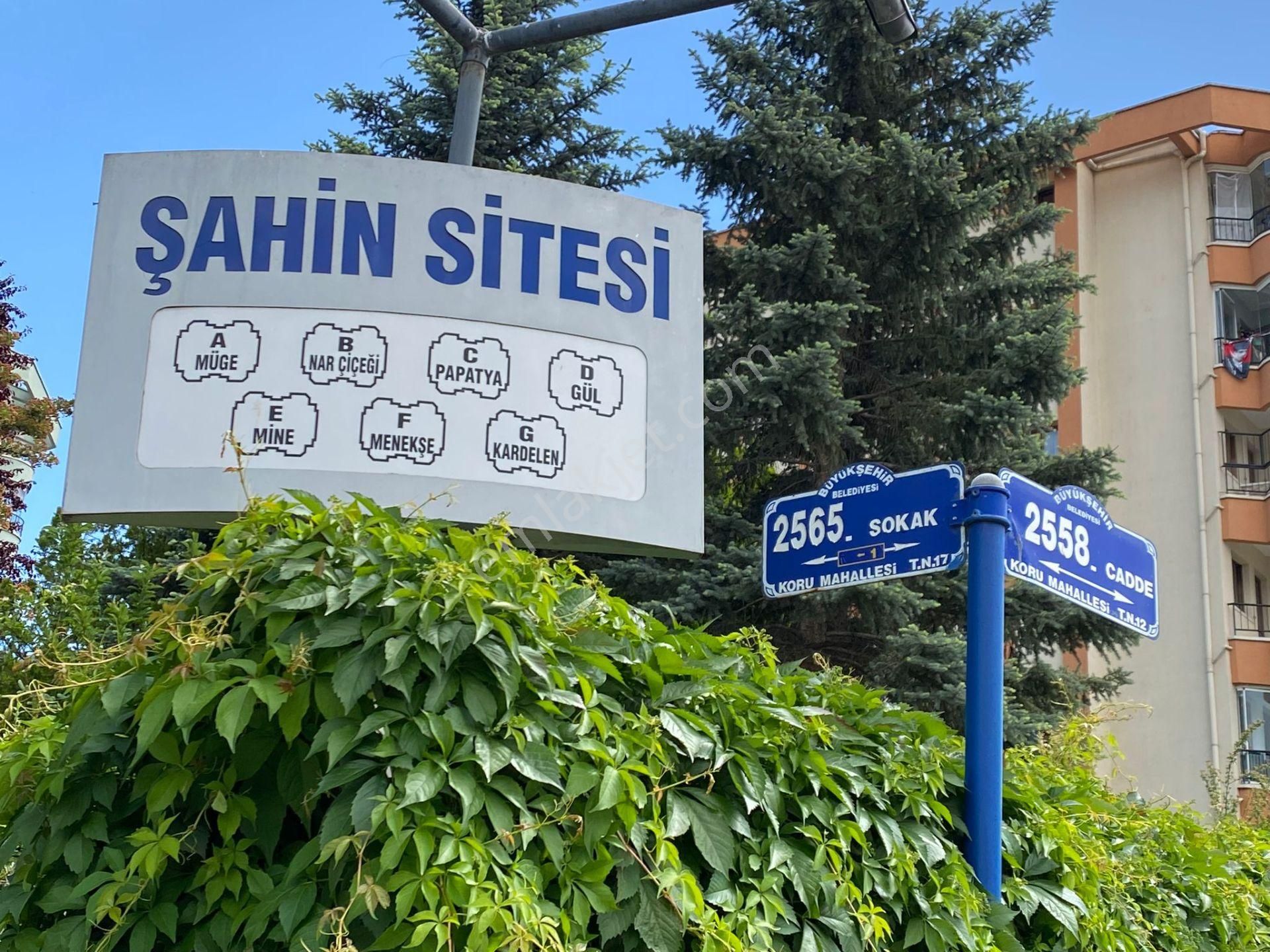 Koru Mah. Şahin Sitesi Mine Blok'ta Temiz Manzaralı 4+1 - Görsel 2