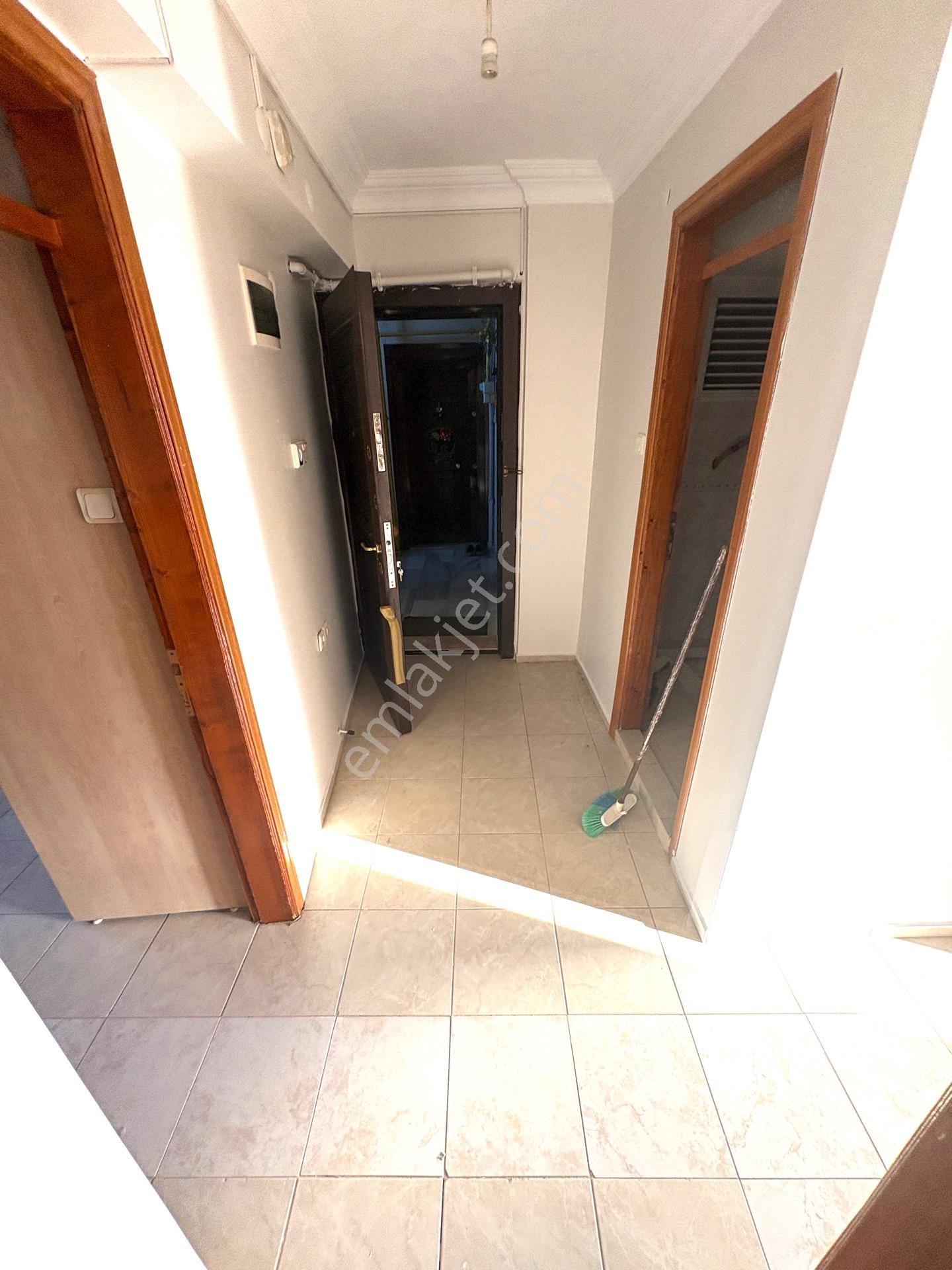 Marmara'dan Fatih Esentepe'de Site İçerisi 3+1 Kiralık Daire - Görsel 11