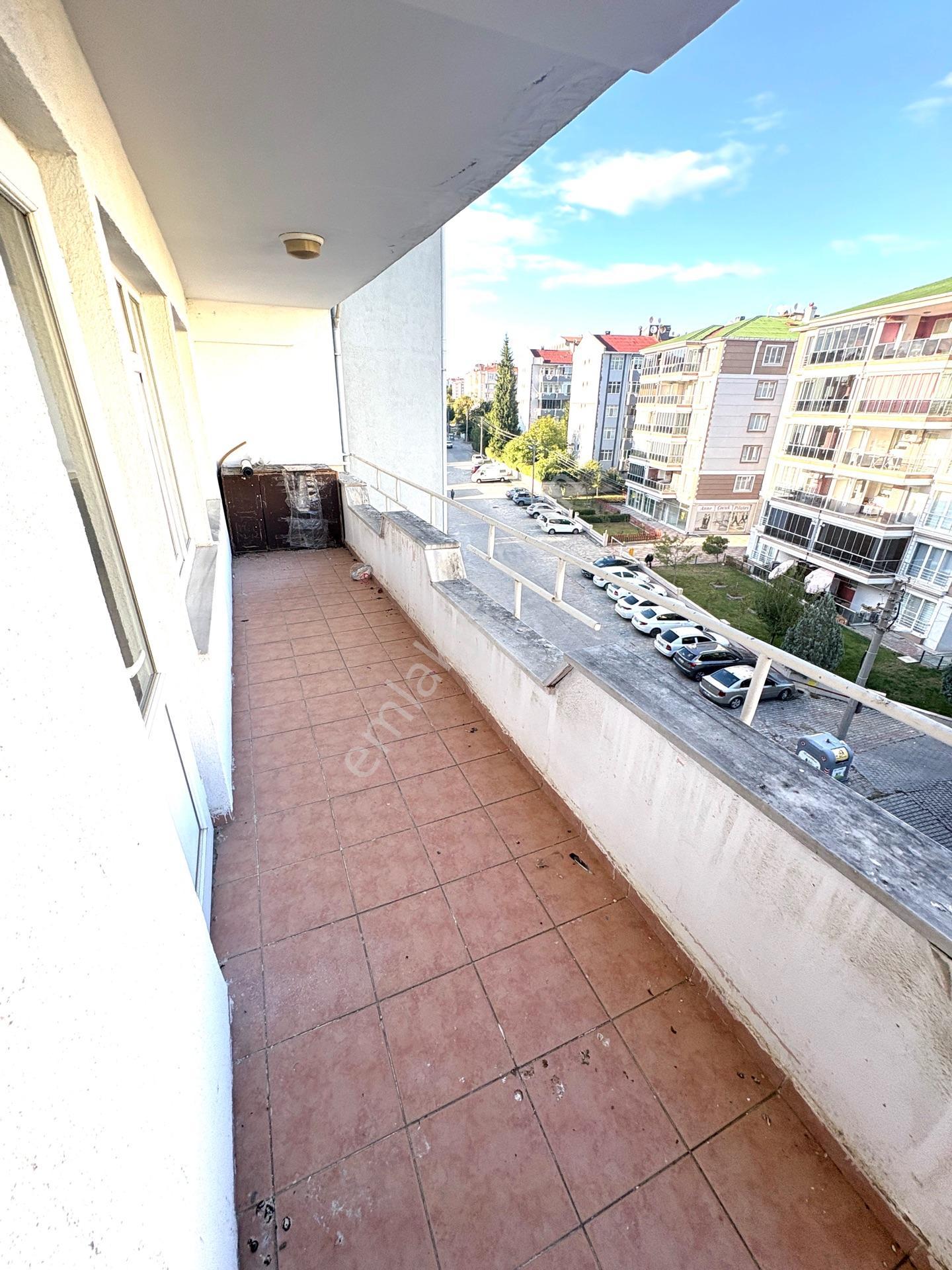 Marmara'dan Fatih Esentepe'de Site İçerisi 3+1 Kiralık Daire - Görsel 14