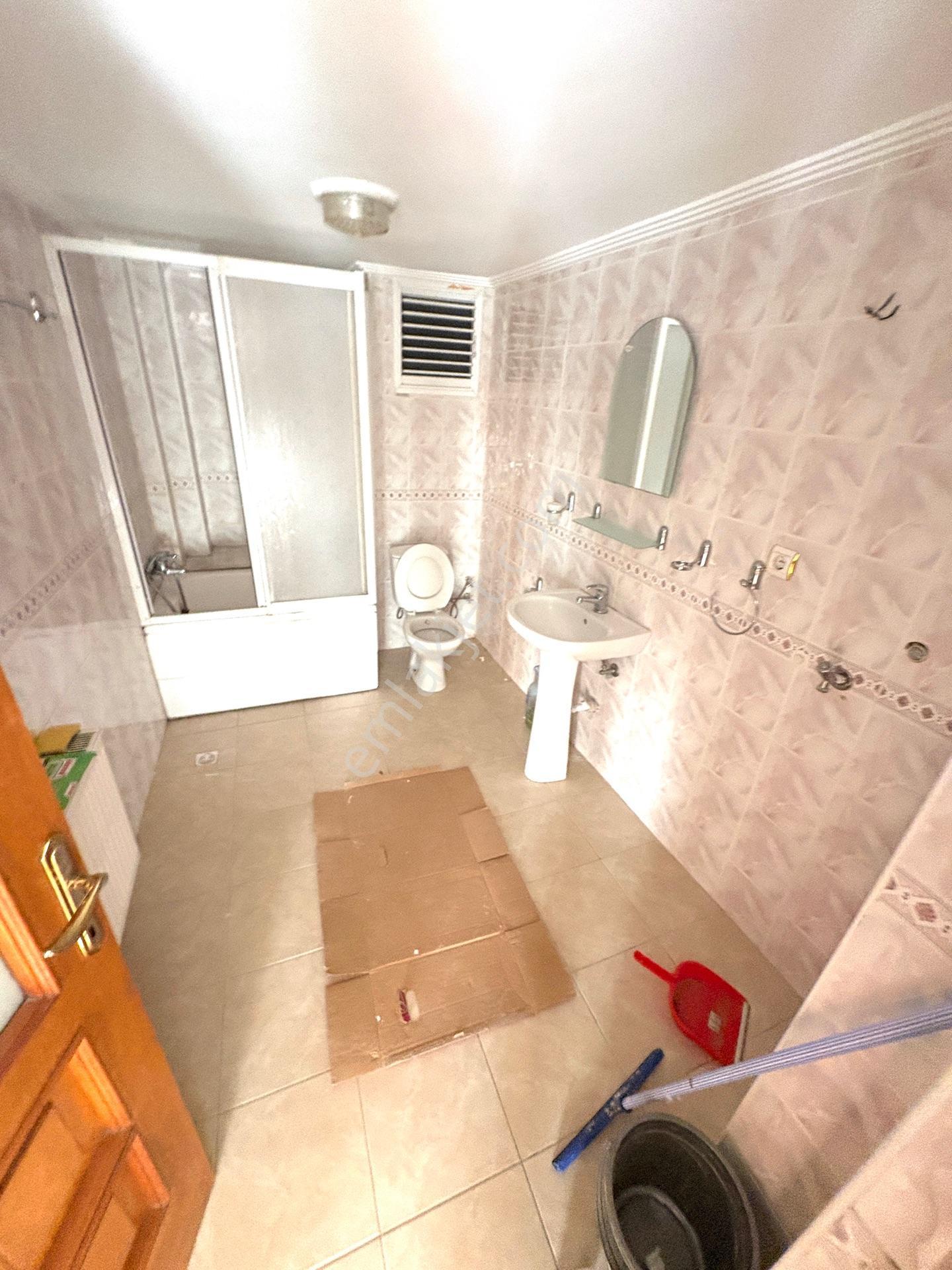 Marmara'dan Fatih Esentepe'de Site İçerisi 3+1 Kiralık Daire - Görsel 10
