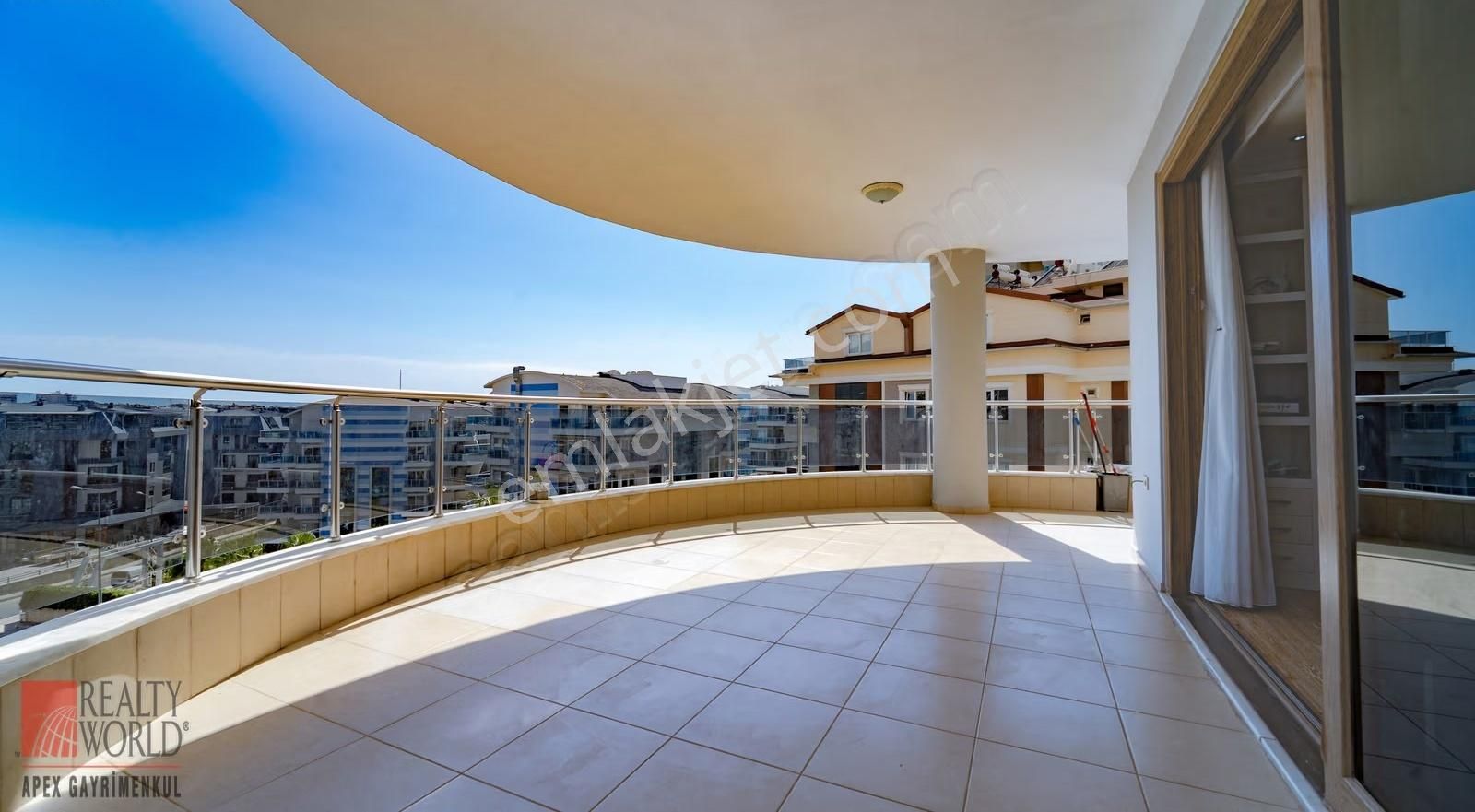 Alanya'nın En Prestijli Sitesinde 4+1 (vatandaşlığa Uygun) - Görsel 2