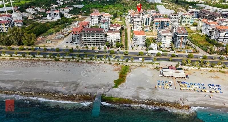 Kestelde Yeni Binada Havuzlu Ve Eşyalı 1+1 Daire Denize 180 M - Görsel 2