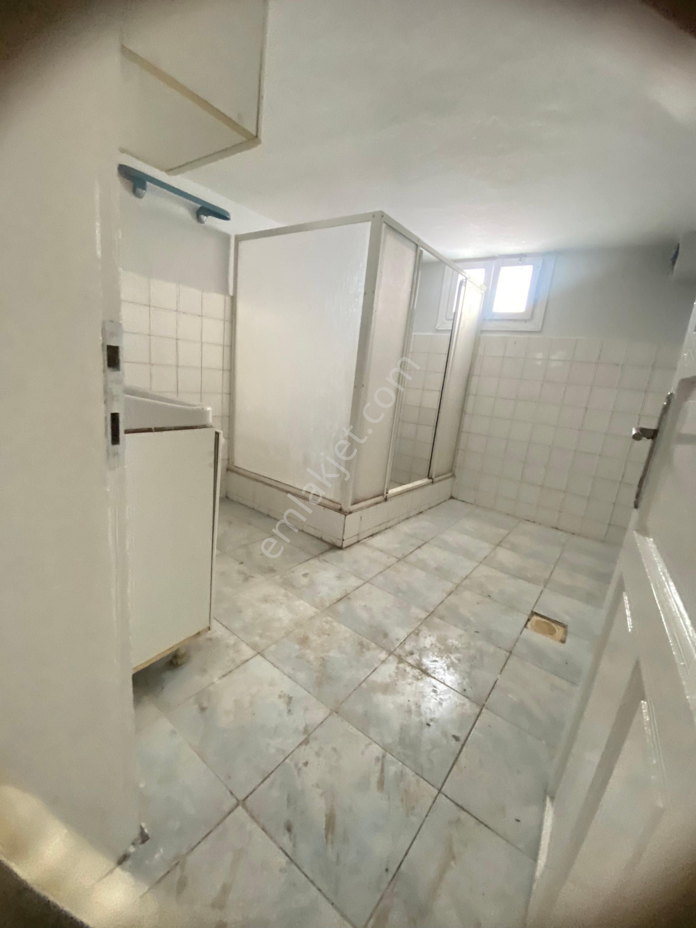 Barajyolu Adana Koleji Kavşagı Civarı Bahçeli Tek Katlı Müstakil - Görsel 14