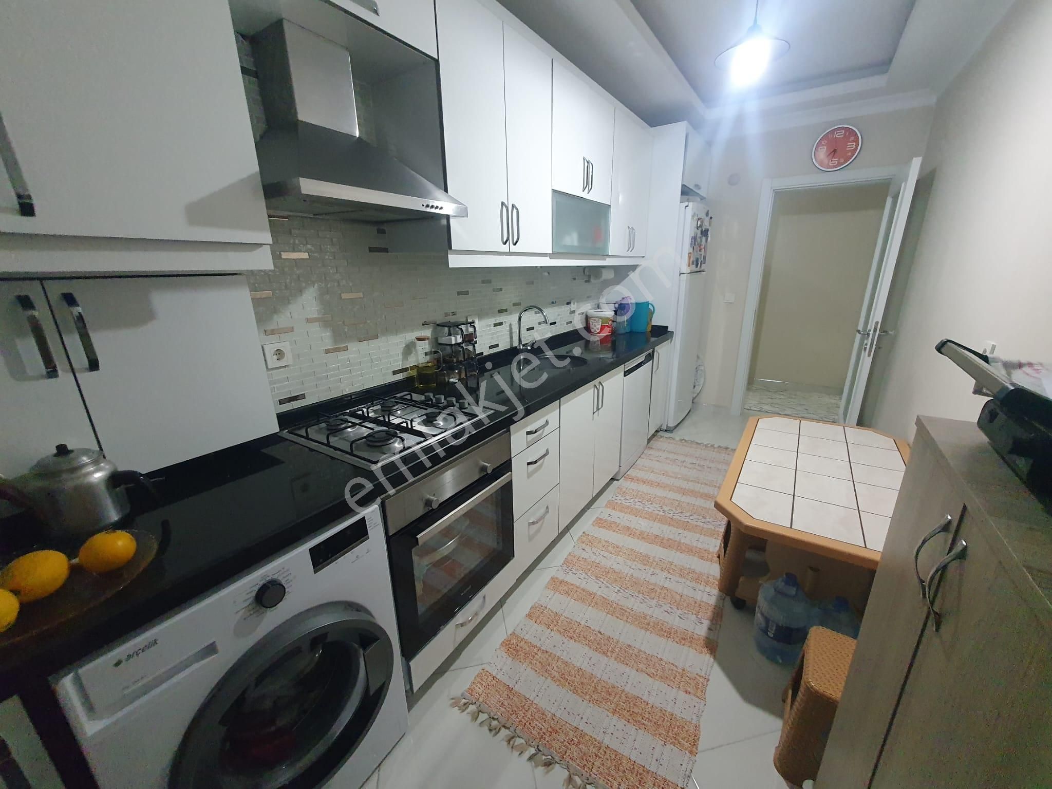 Armax'tan Bayrampaşa Kartaltepe Mah Satılık 2+1 Köşe Daire - Görsel 9