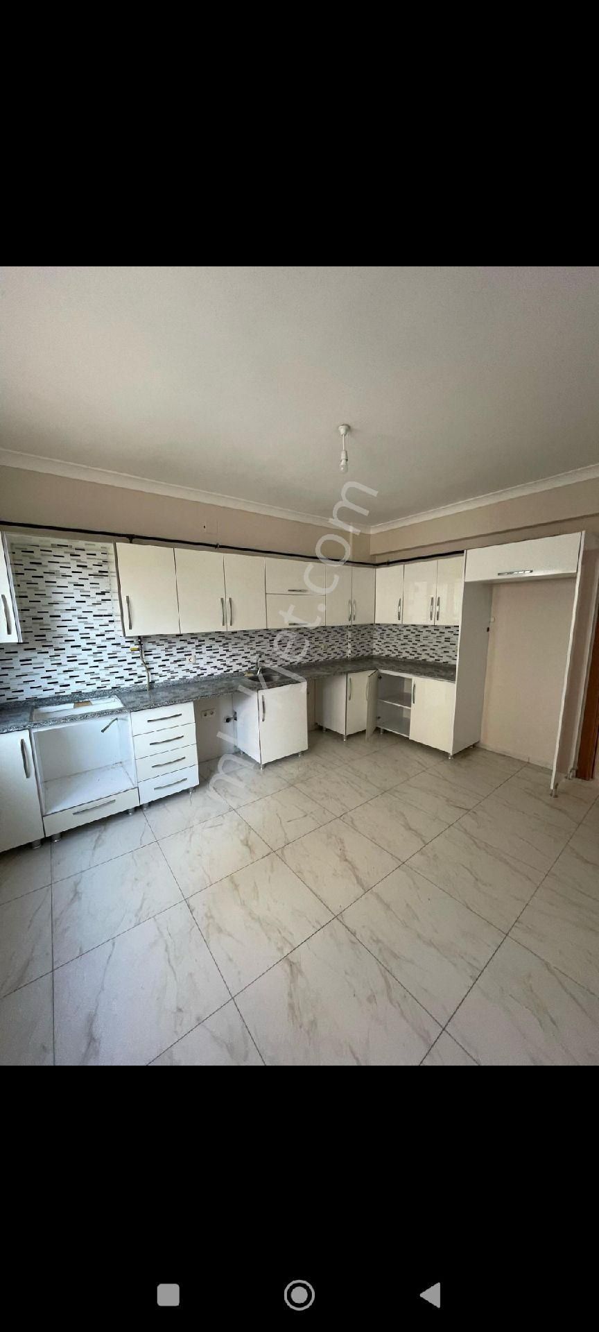 Doğalgazlı Asansörlü Genis Temiz Merkezi Konumda 4 Oda - Görsel 9