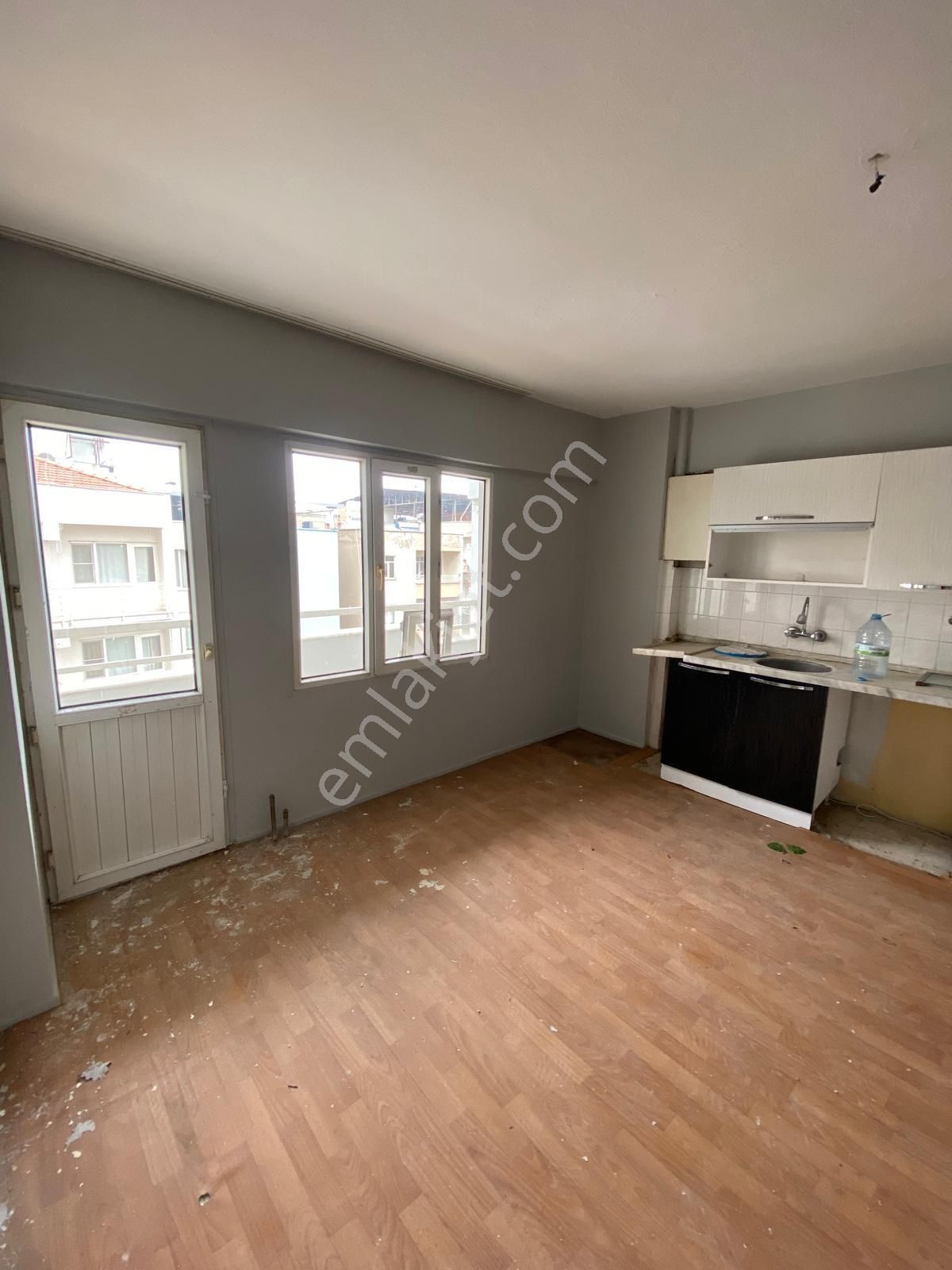 Cumhuriyet Mahallesi Adliye Yakını 3+1 Asansörlü 2. Kat Daire - Görsel 7