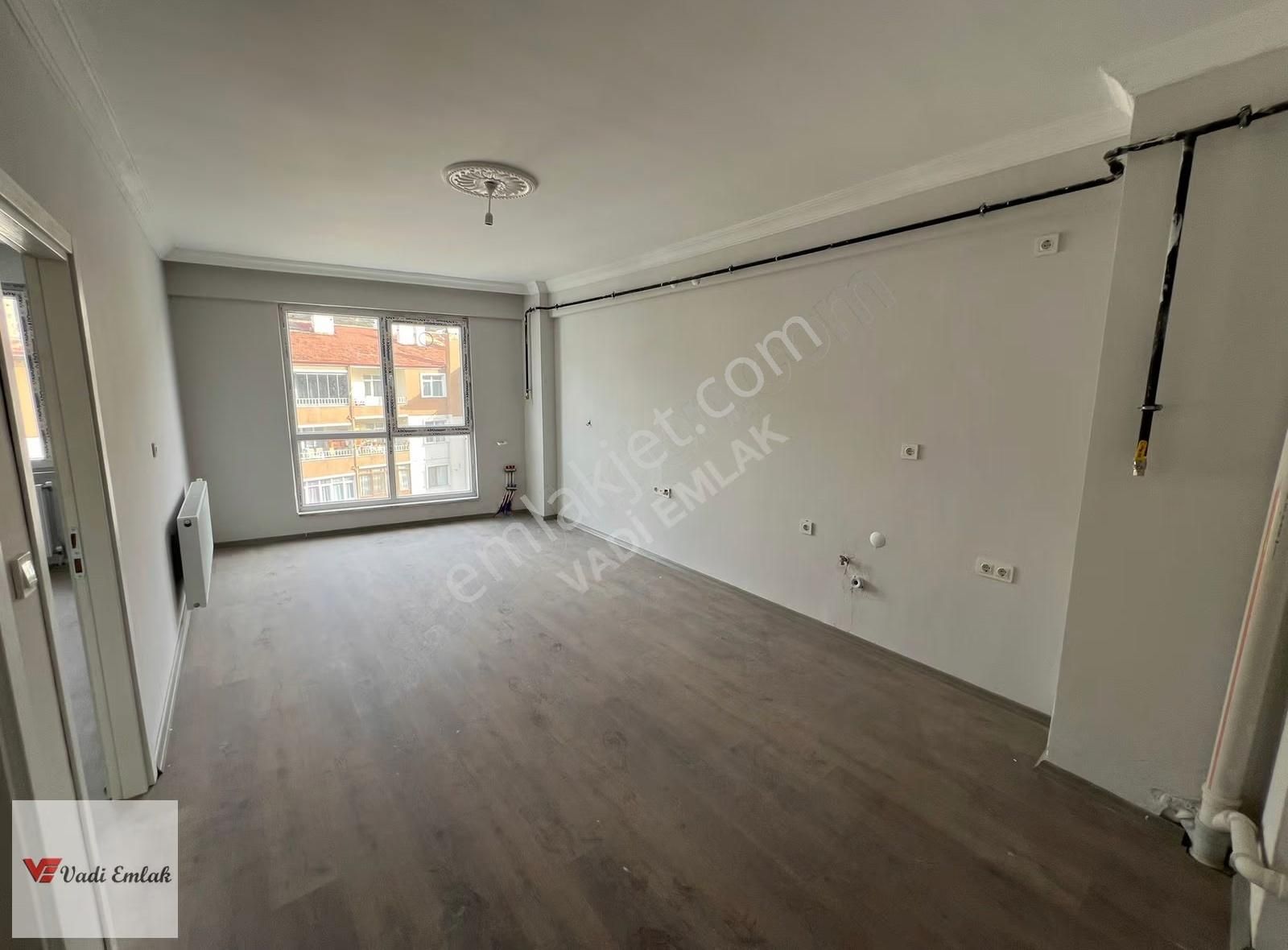 Vadi Emlak'tan Sgk Arkasında Satılık 1+1 Daire - Görsel 2