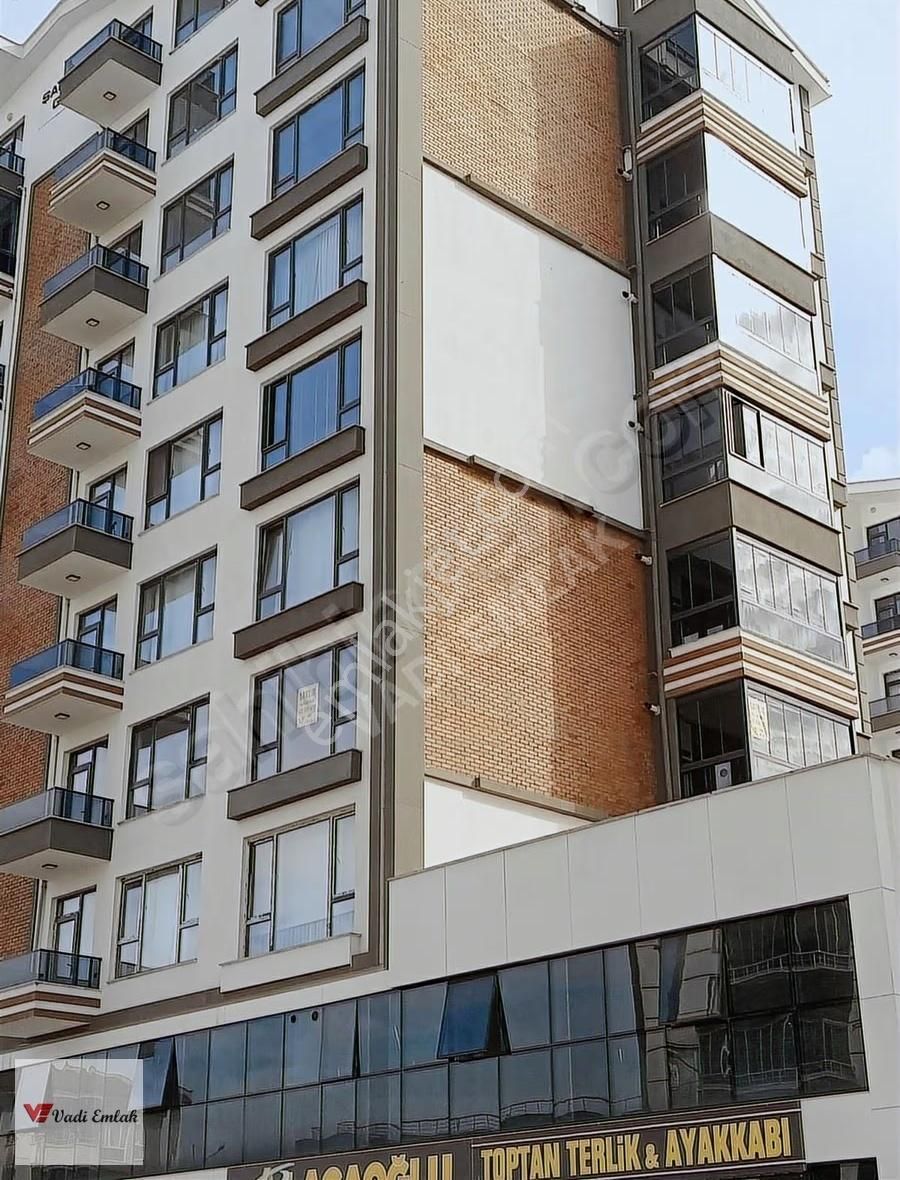 Vadi Emlak'tan Satılık Evolpark'da 3+1 Net 150 M2 Lüks Daire