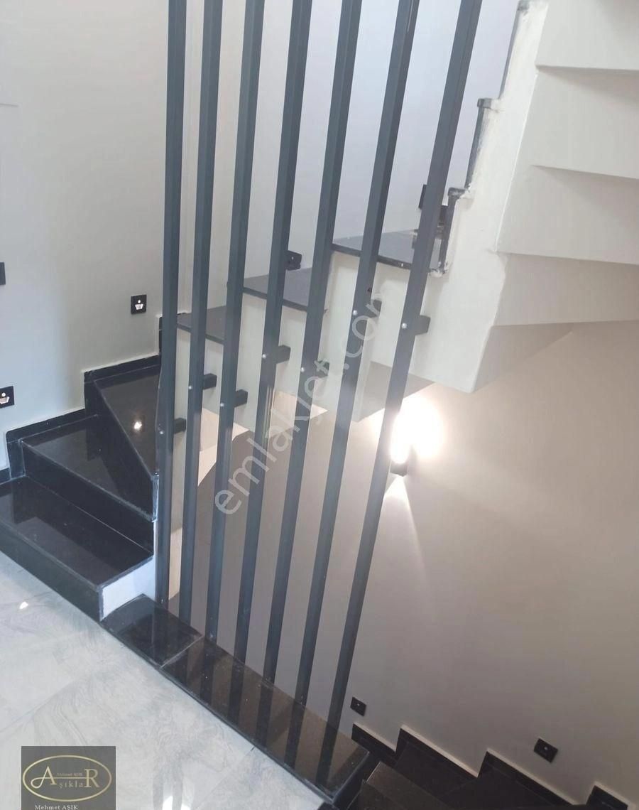 Balıkesir Edremit Altınoluk Narlı Satılık Süper Lüks Eşyalı Villa - Görsel 26