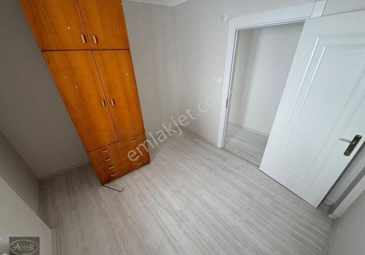 Balıkesir Edremit İkizçay Denize 1 Sokak Yenilenmiş Satılık Daire - Görsel 5