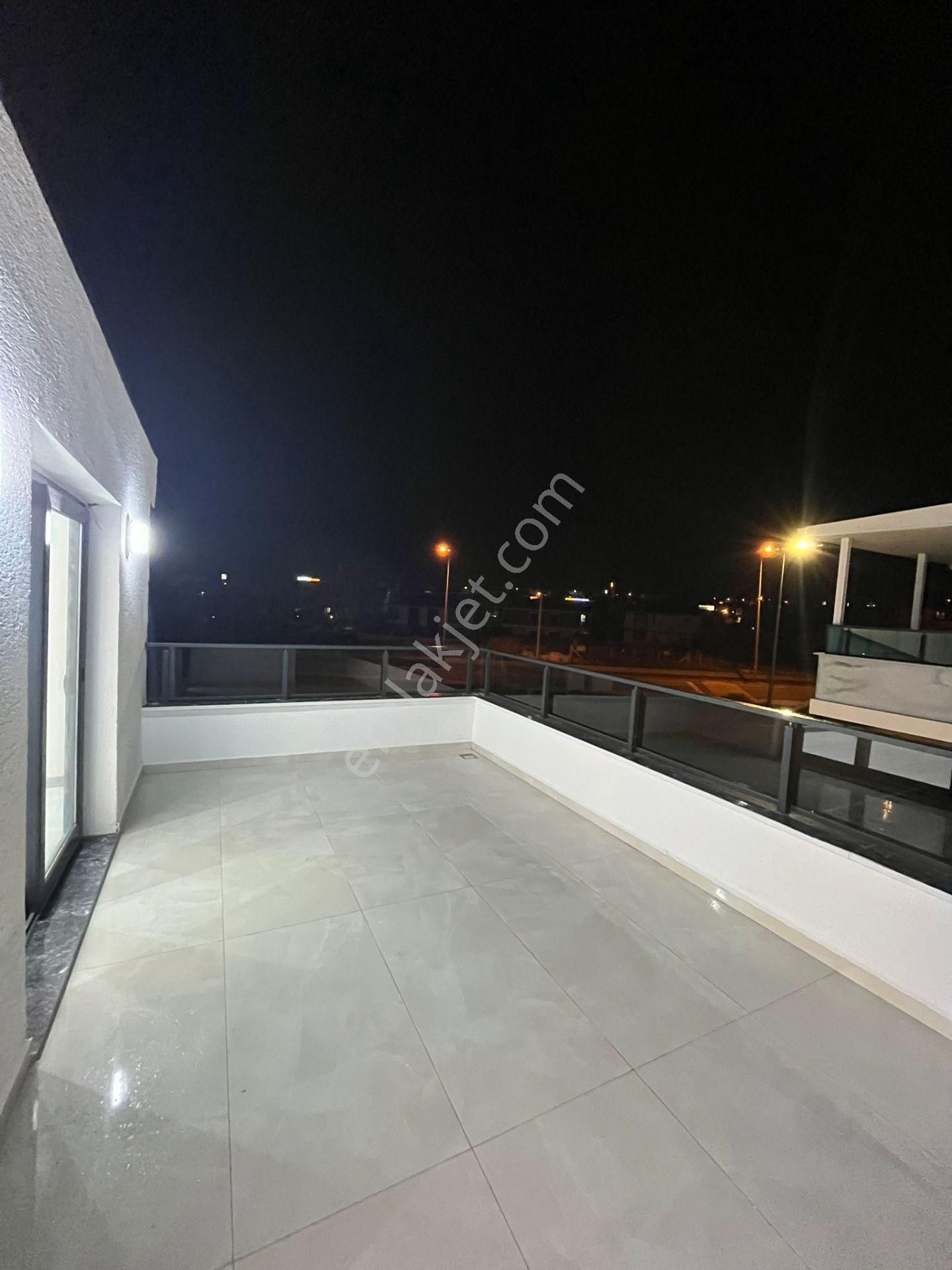 Didimde Havuzlu Ve Barbekülü 3+1 Açık Mutfaklı Teraslı İkiz Birleşik Villalarımız Satıştadır - Görsel 21