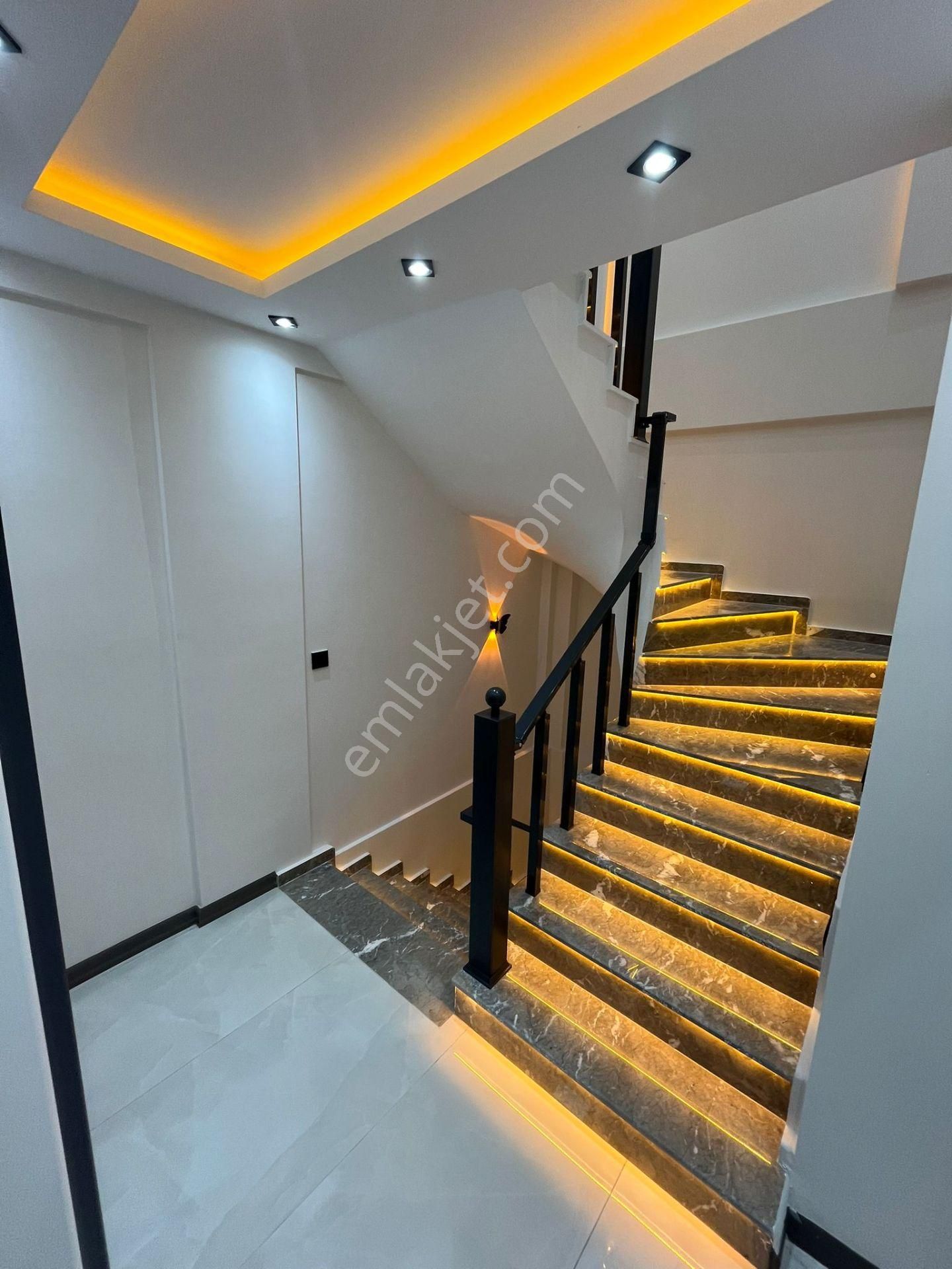 Didimde Havuzlu Ve Barbekülü 3+1 Açık Mutfaklı Teraslı İkiz Birleşik Villalarımız Satıştadır - Görsel 14