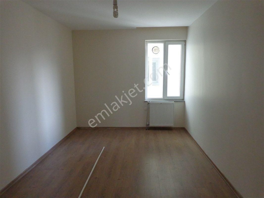 Bursa Nilüfer Beşevler İzmir Yoluna Cephe Kiralık 300 M2 Dublex 5+1 İş Yeri - Ofis Katı - Görsel 7