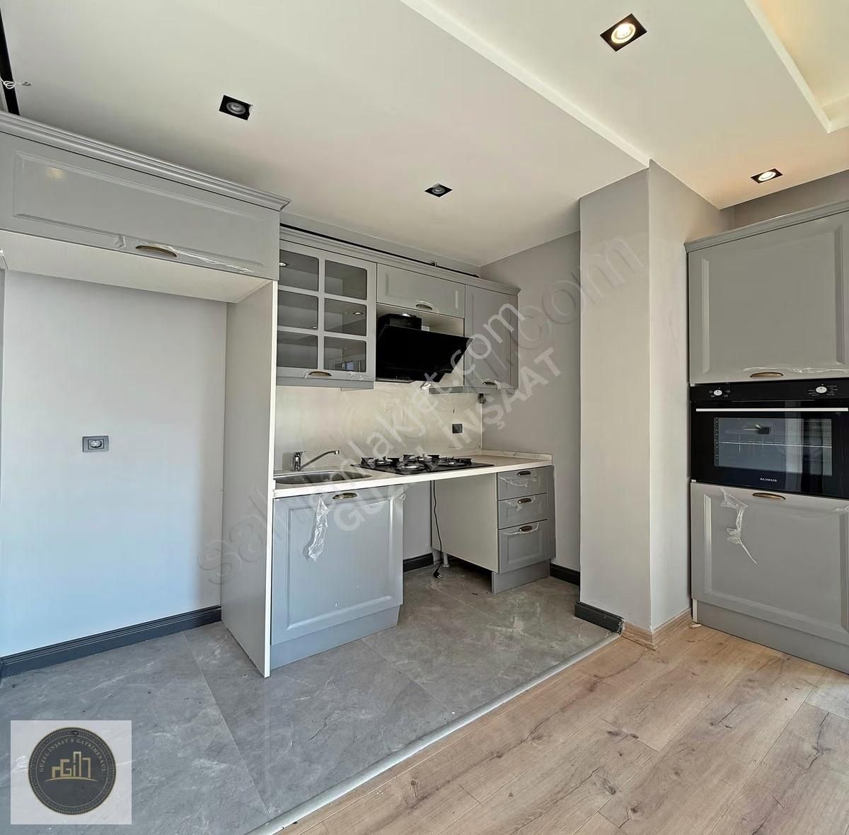 İnşaat Firması'ndan Site İçi Bahçe Kullanım Alanına Sahip 2+1 !! - Görsel 16