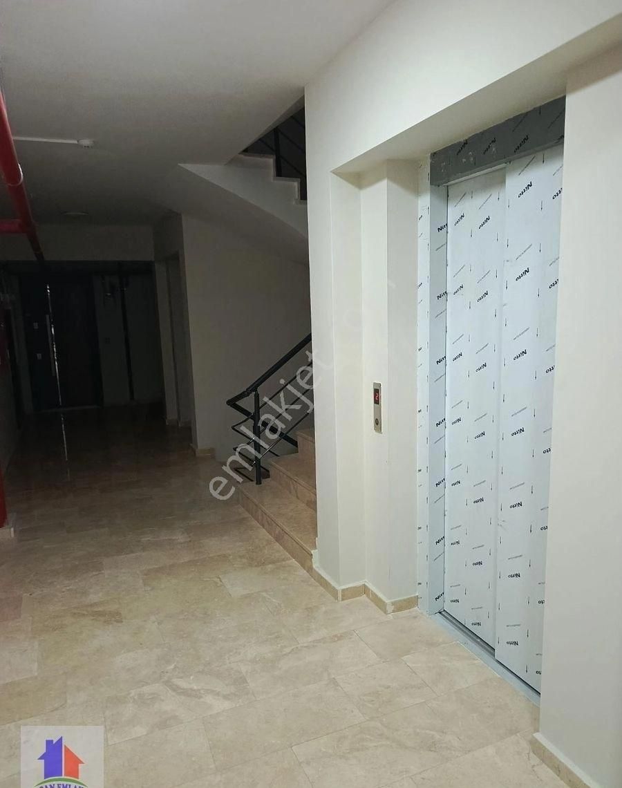 Mudanya Yalı Mah.de Satılık Yeni Daire En Göbek Yerinde Lüks Deniz Sahil Çok Yakın Merkezde Düzayak - Görsel 23