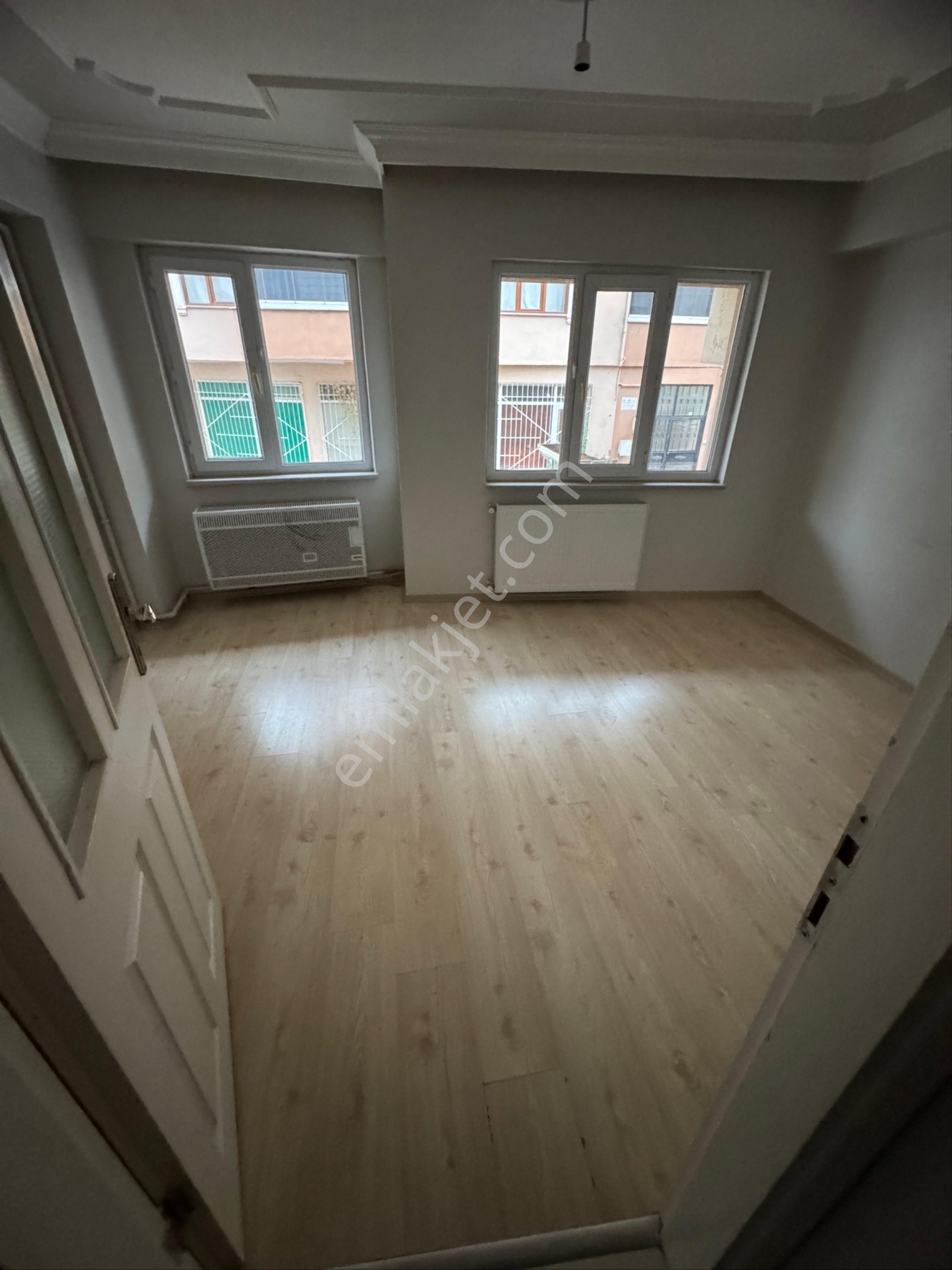 Cumhuriyet Mah. 2+1 Yüksek Giriş