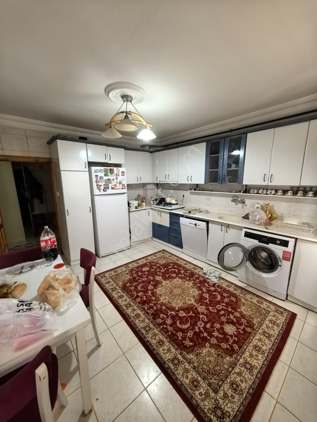 Stabil Emlaktan Kale Mahallesi Kendirli Cami Karşısı Satılık 3+1 Daire